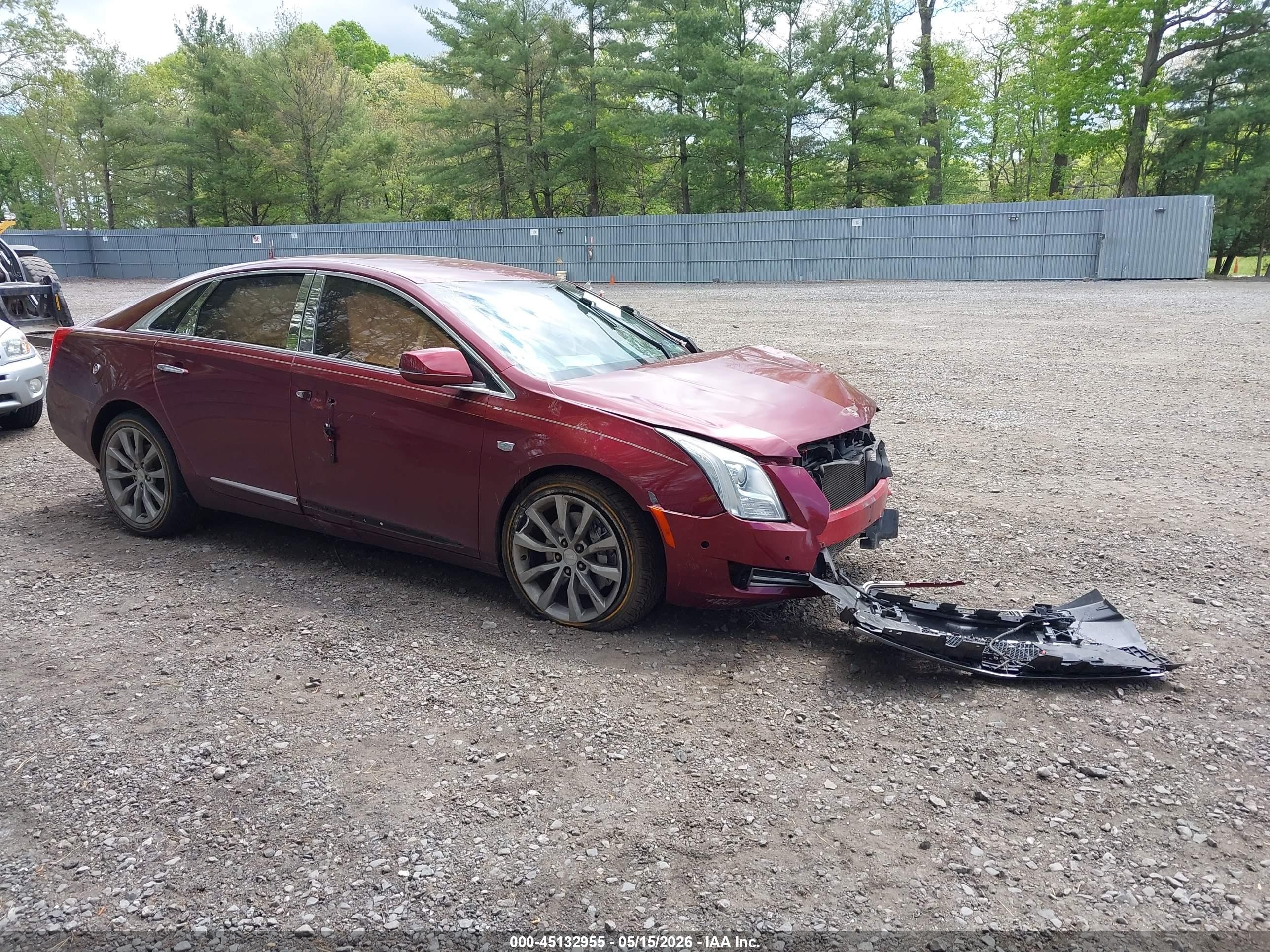 2017 Cadillac XTS Luxury, VIN 2G61M5S33H9150802 — Side