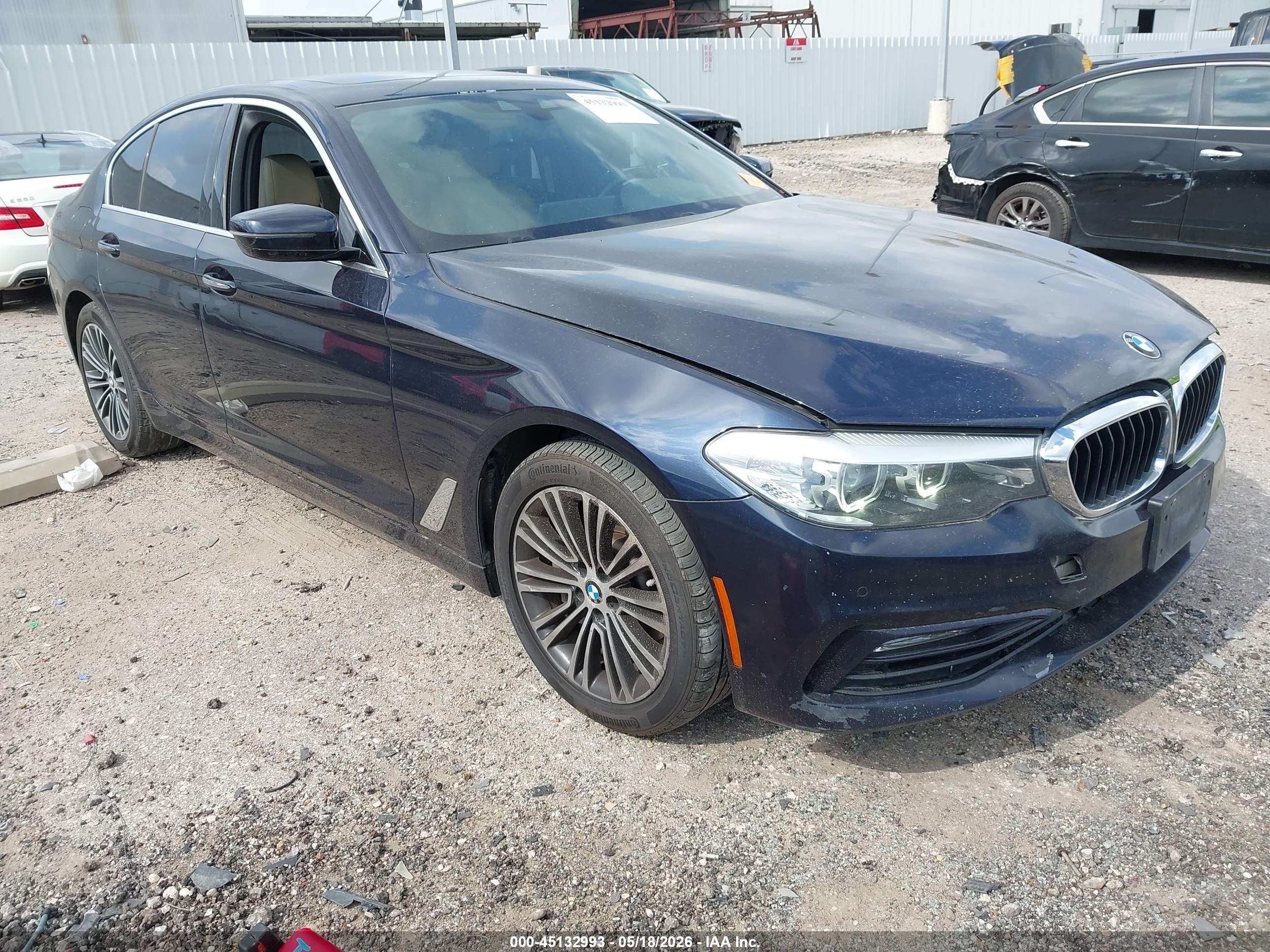 2018 BMW 5 Series 540i xDrive, VIN WBAJE7C50JWC56207 — Front end