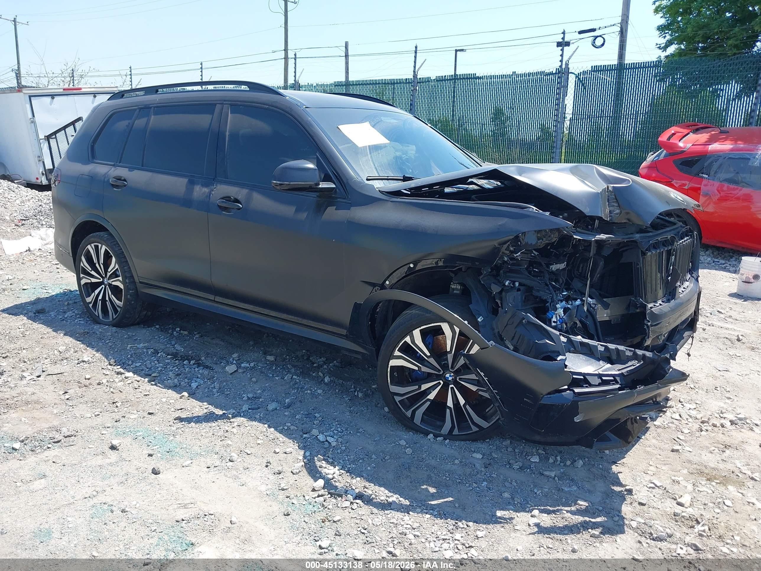 2024 BMW X7 xDrive40i, VIN 5UX23EM04R9V48453 — Front end