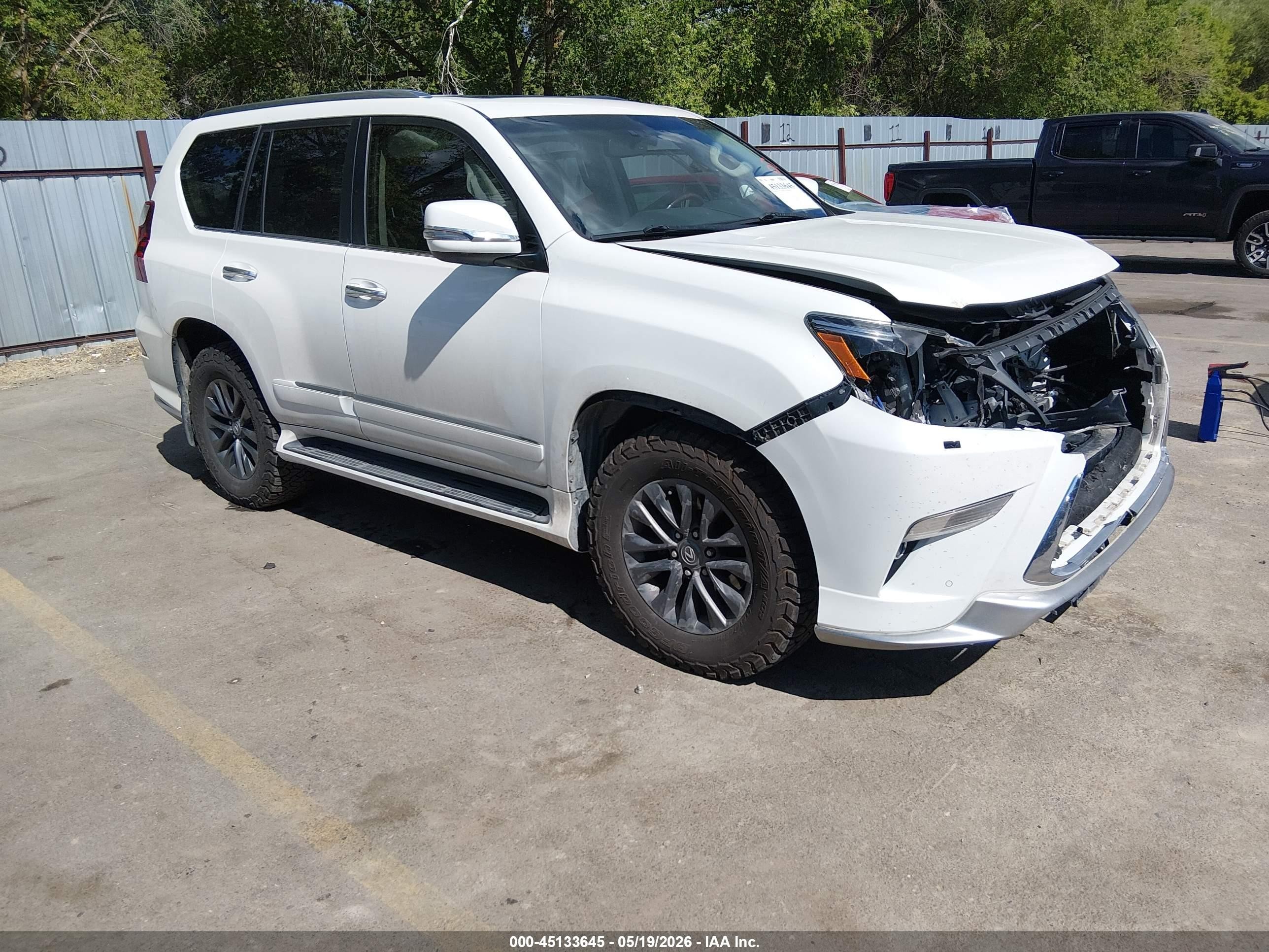 2018 Lexus GX 460 Premium, VIN JTJBM7FX2J5200373 — Front end