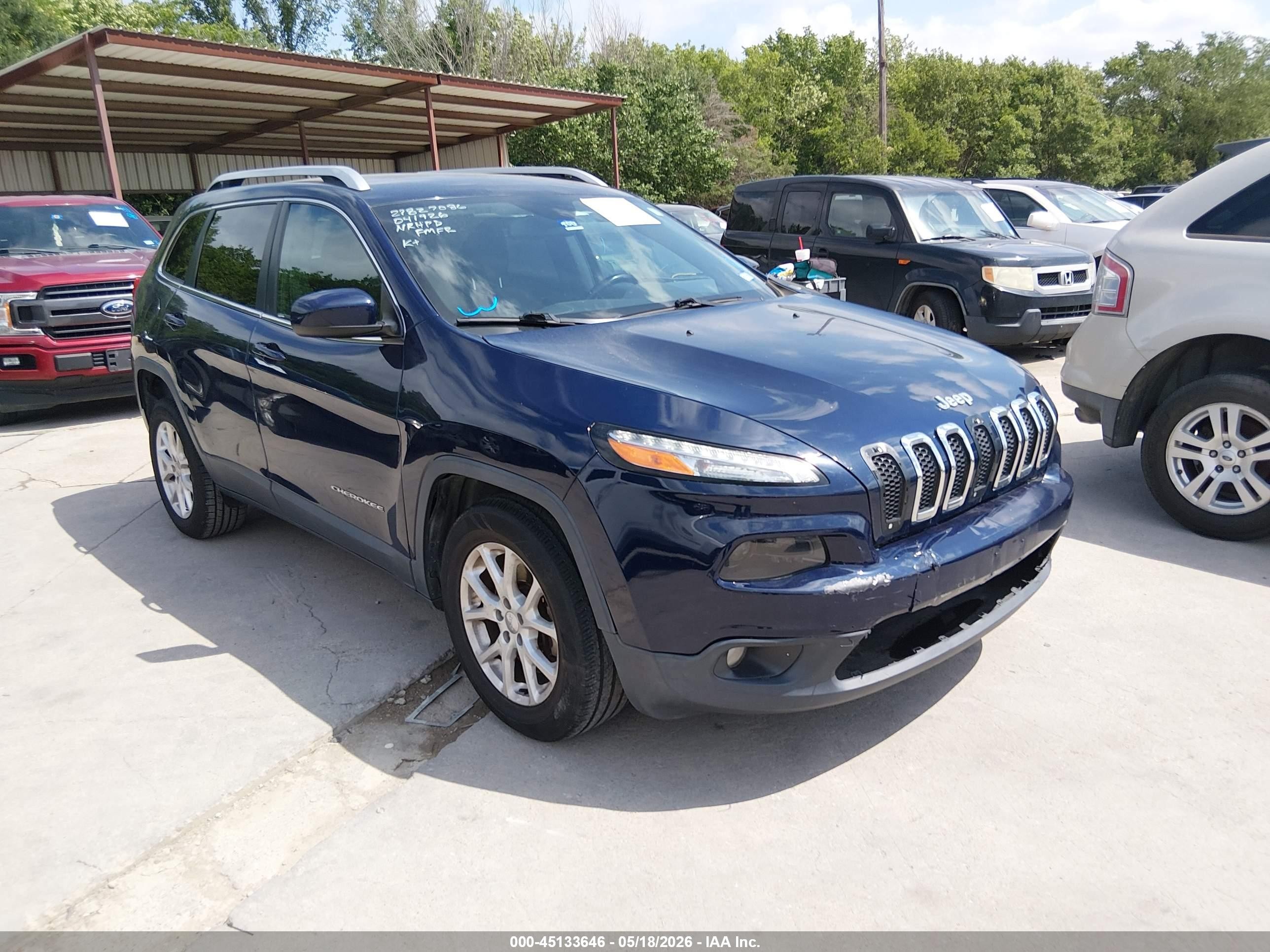 2016 Jeep Cherokee 75th Anniversary, VIN 1C4PJLCS2GW106807 — Front end