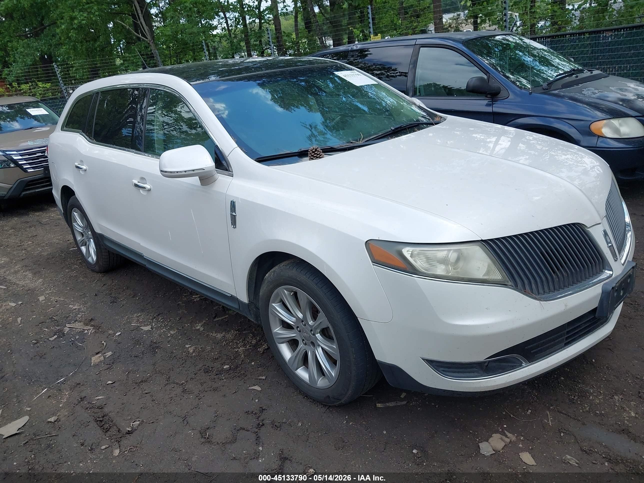 2013 Lincoln MKT, VIN 2LMHJ5FKXDBL59351 — Electrical