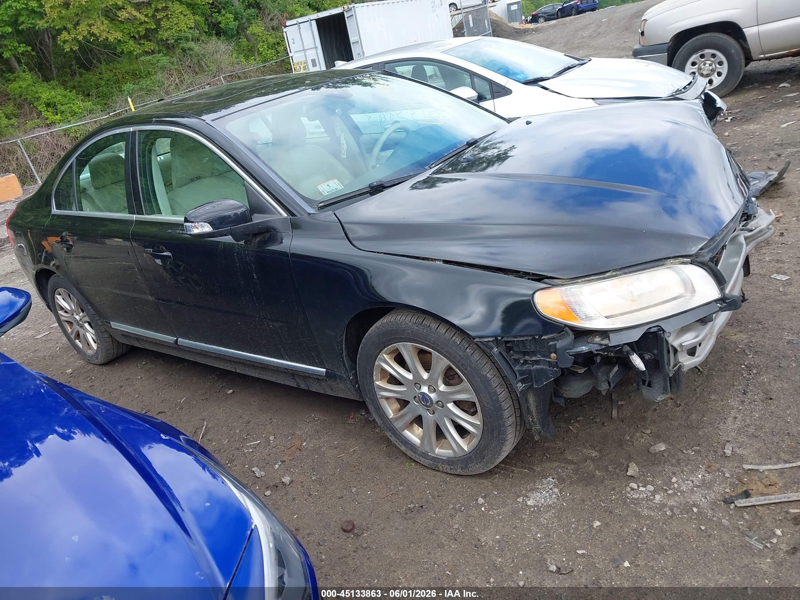 2010 Volvo S80 I6, VIN YV1960AS4A1130973 — Front end