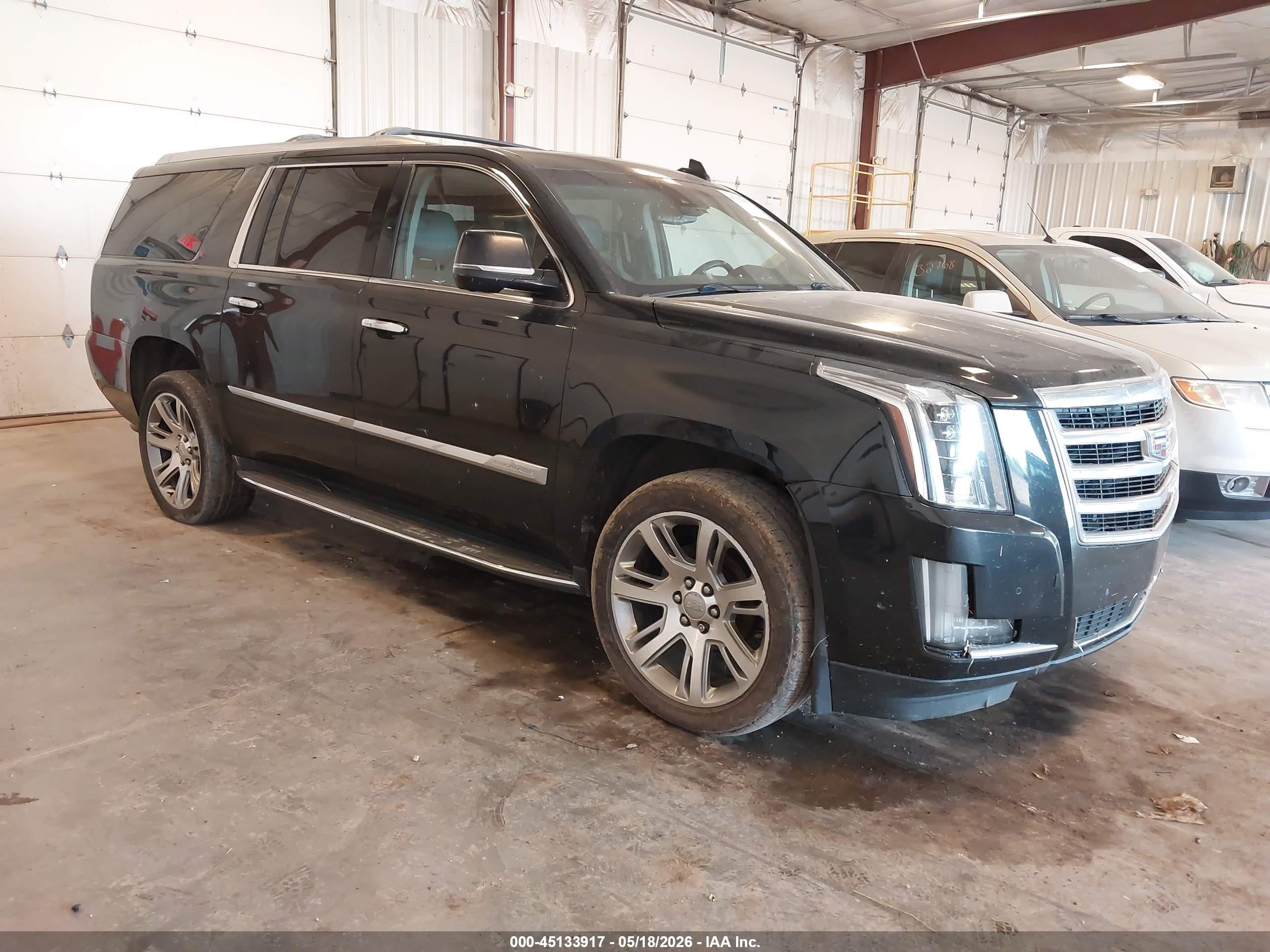2017 Cadillac Escalade ESV Luxury, VIN 1GYS4HKJ2HR199264 — Fresh water flood