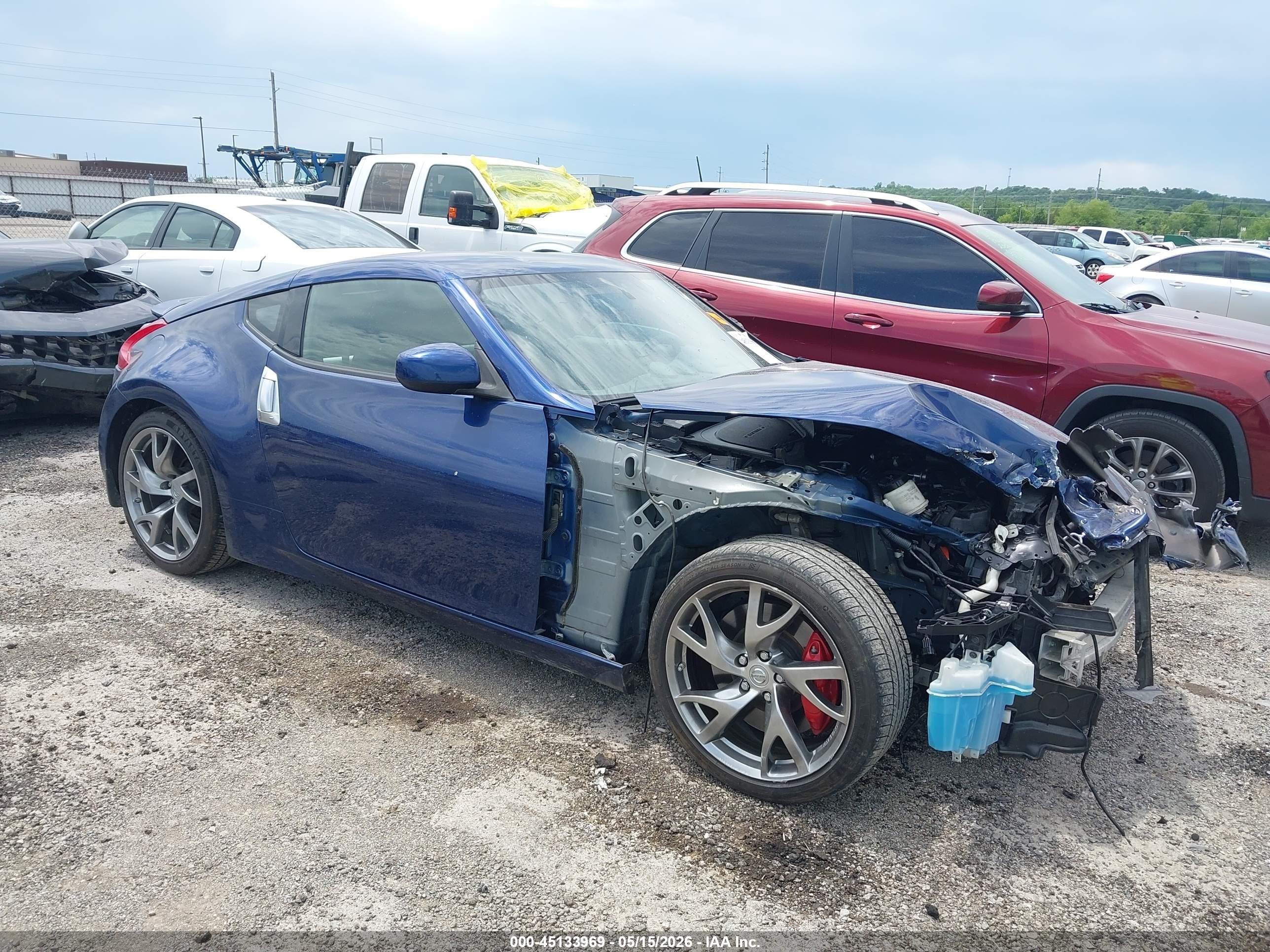 2017 Nissan 370Z, VIN JN1AZ4EH5HM955092 — Front end
