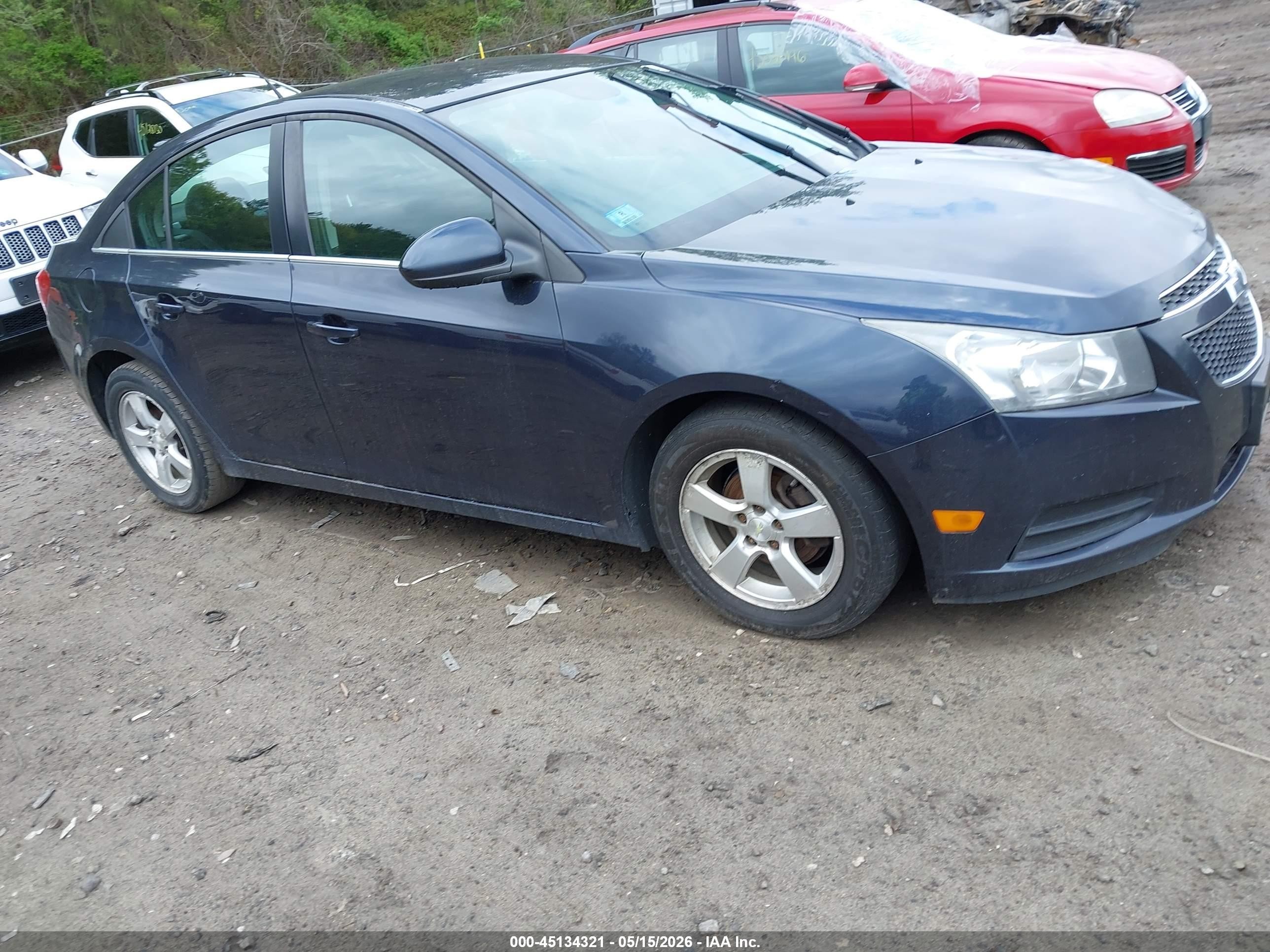2014 Chevrolet Cruze 1LT, VIN 1G1PC5SB6E7240405 — Normal wear