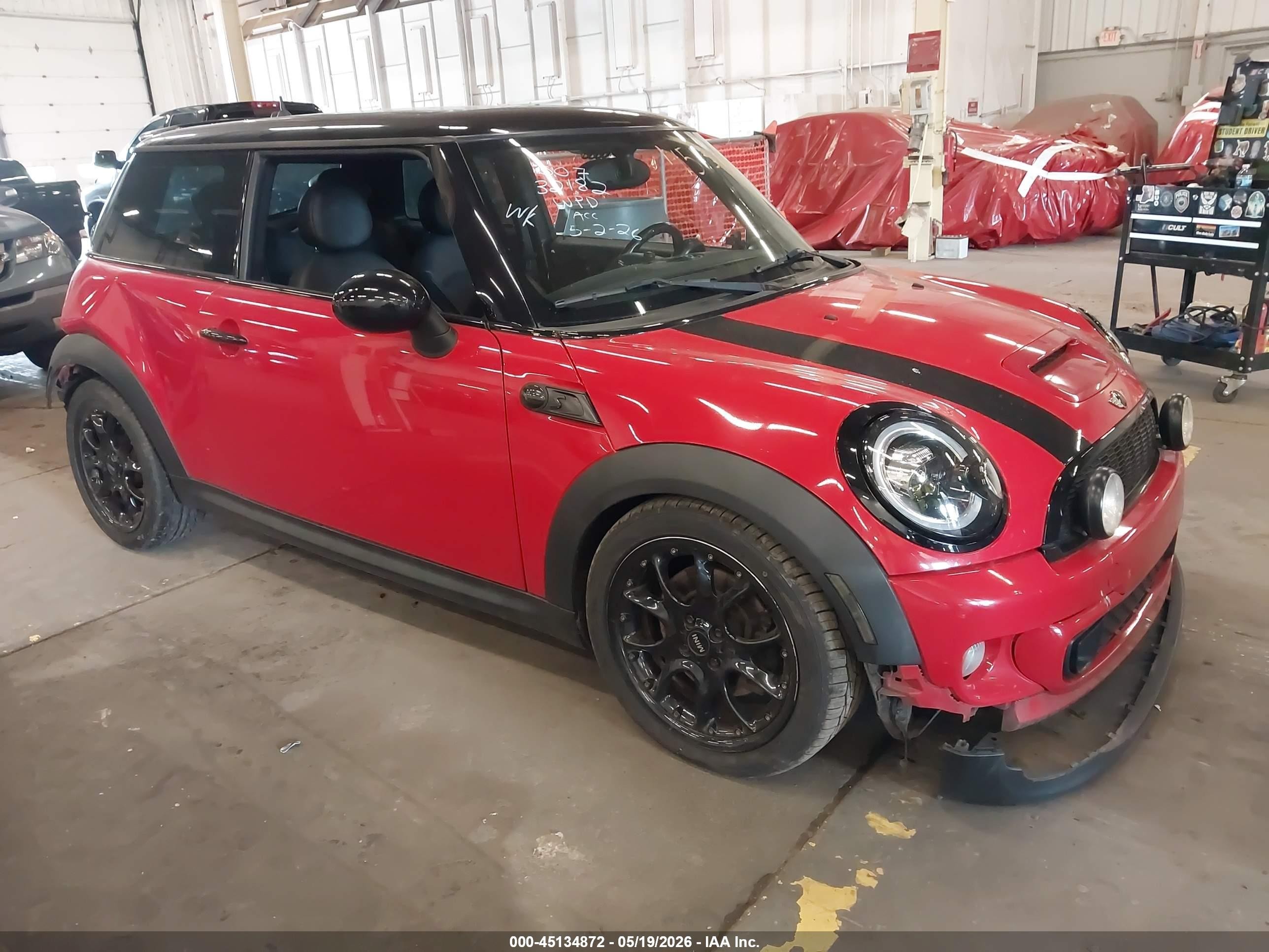 2011 MINI Hardtop S, VIN WMWSV3C54BTY21149 — Зад