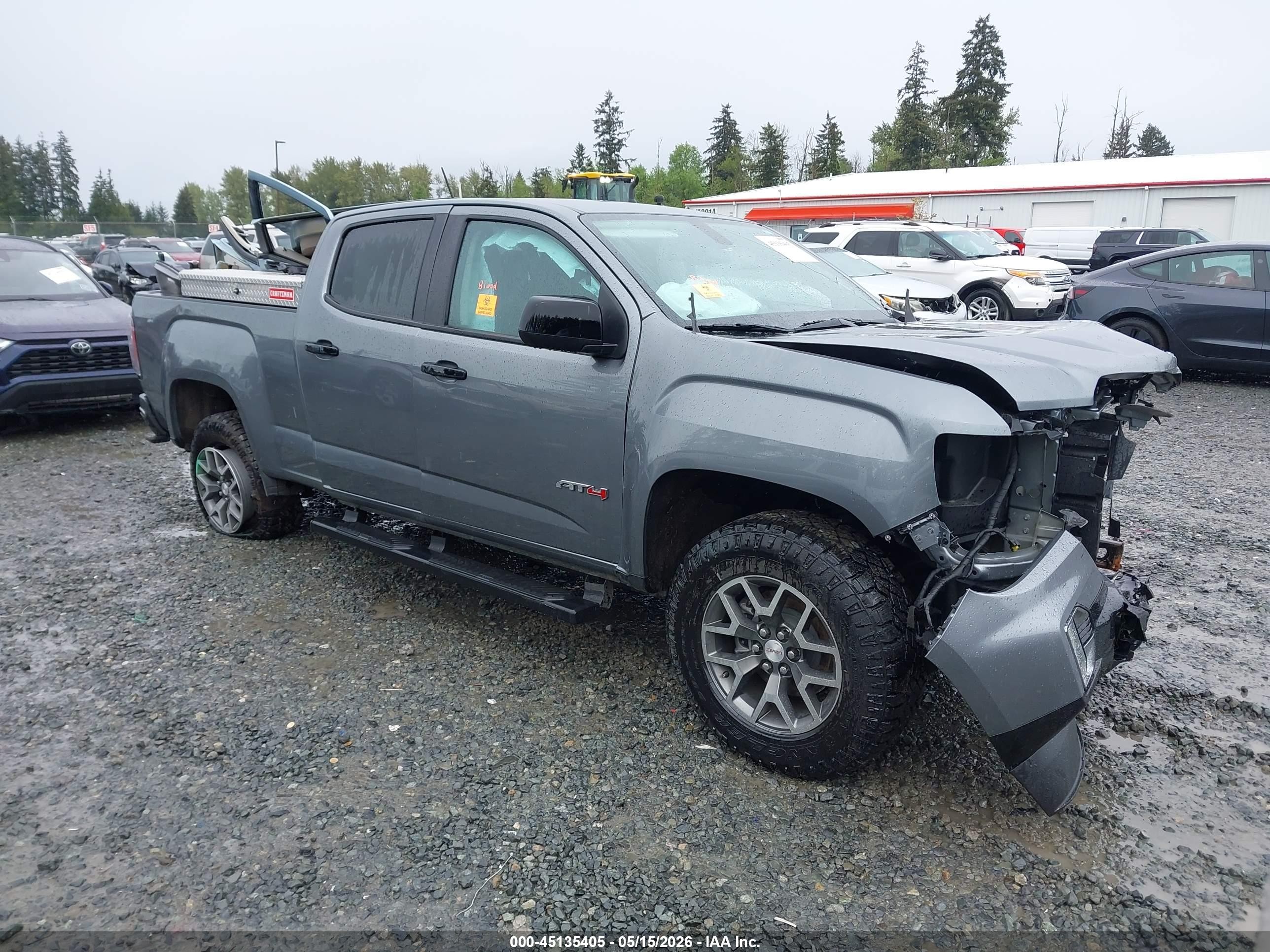 2022 GMC Canyon 4WD AT4, VIN 1GTG6FEN5N1287180 — Front end