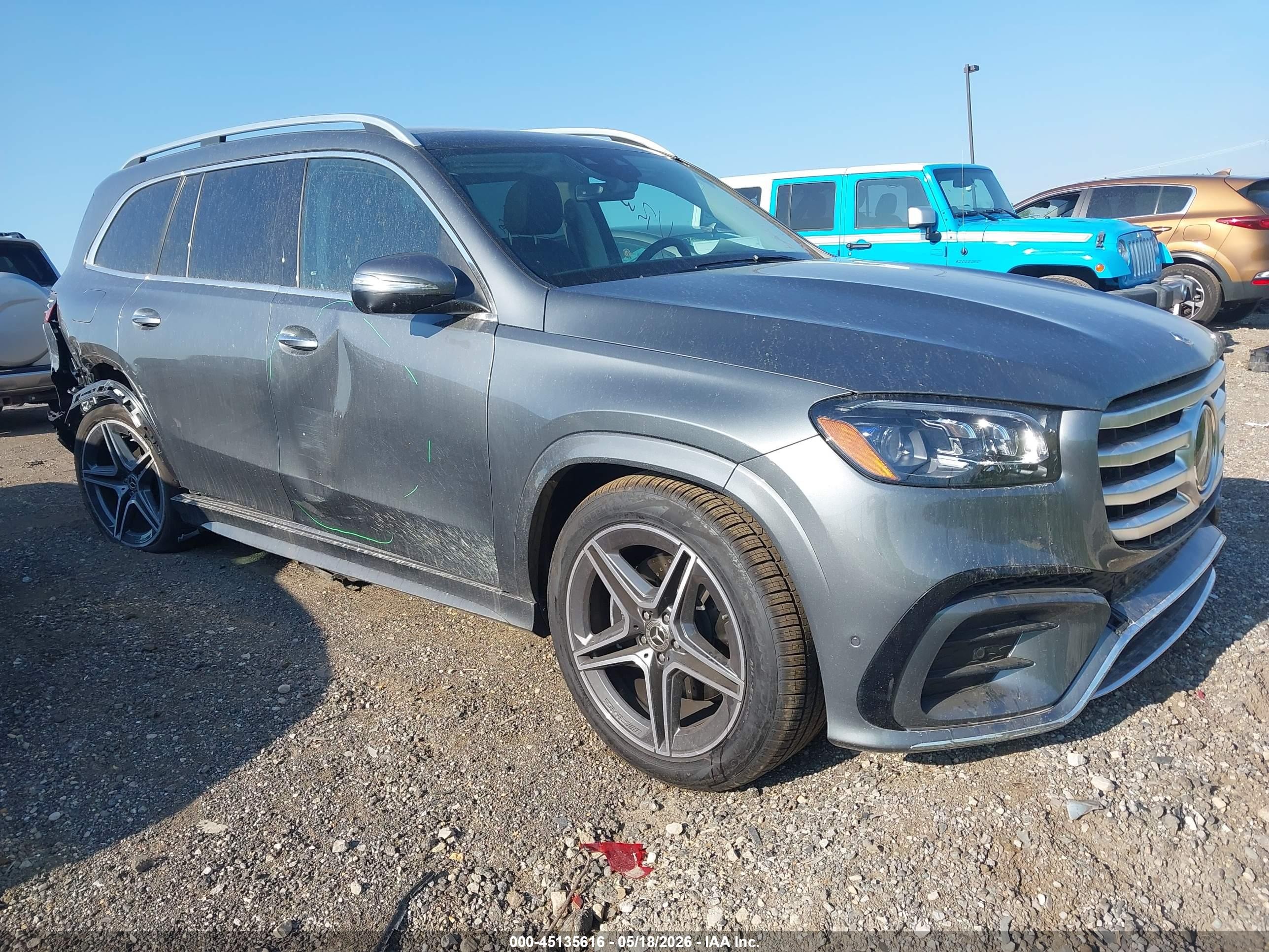 2026 Mercedes-Benz GLS 450, VIN 4JGFF5KE4TB634561 — Rear end