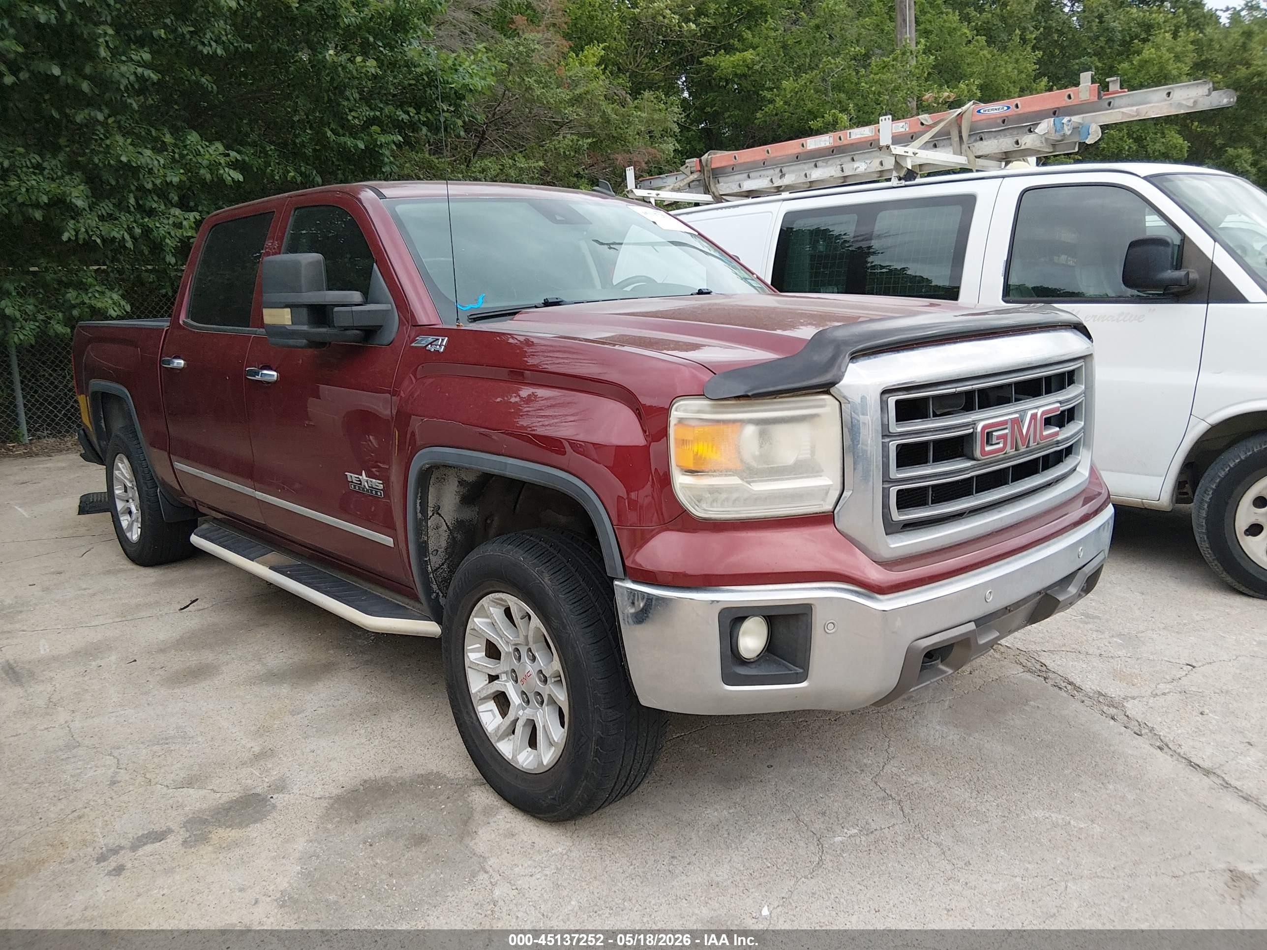2014 GMC Sierra 1500 SLT, VIN 3GTU2VEC4EG414283 — Normal wear