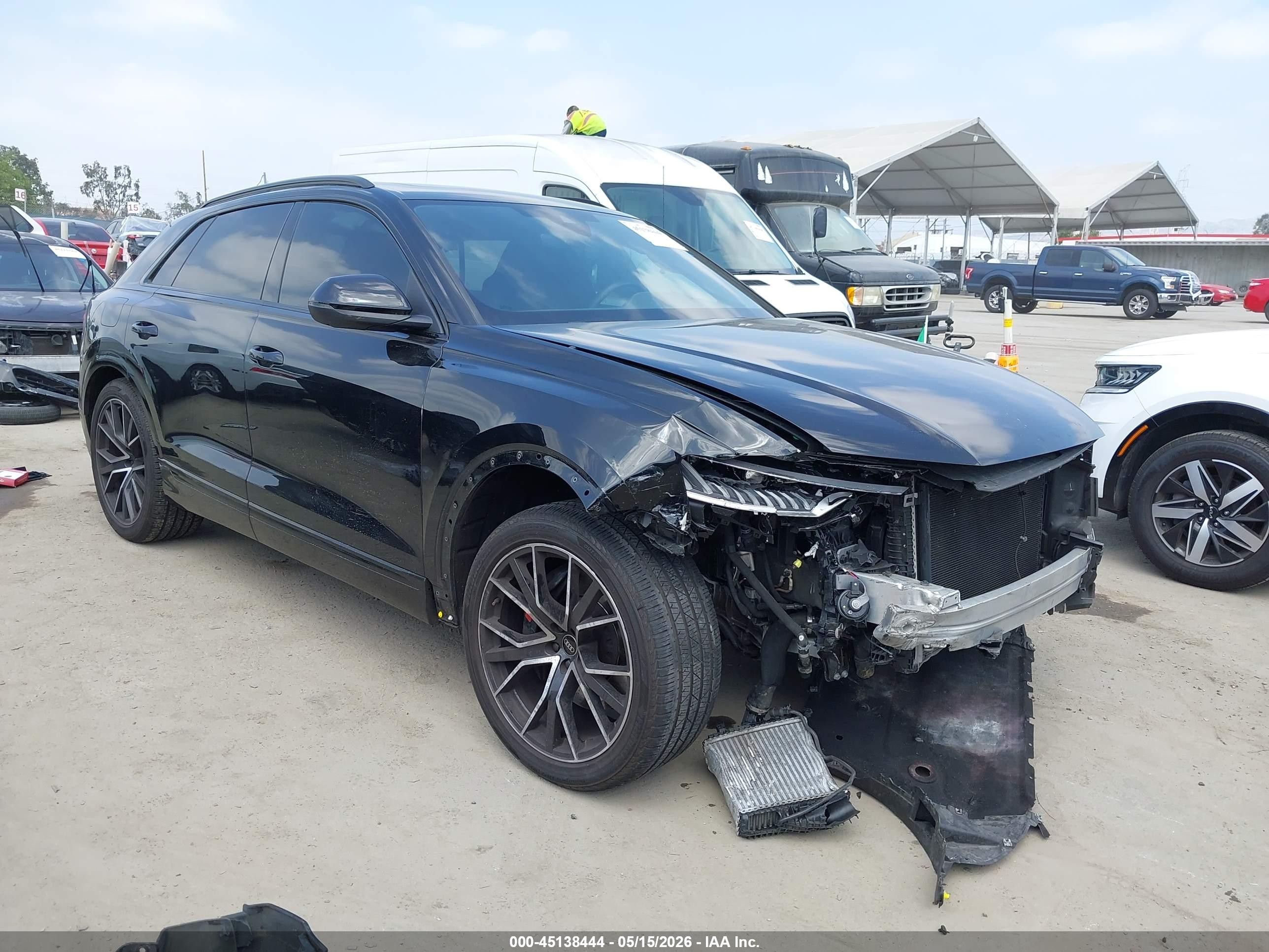 2022 Audi SQ8 Premium Plus, VIN WA1AWBF19ND015704 — Front end