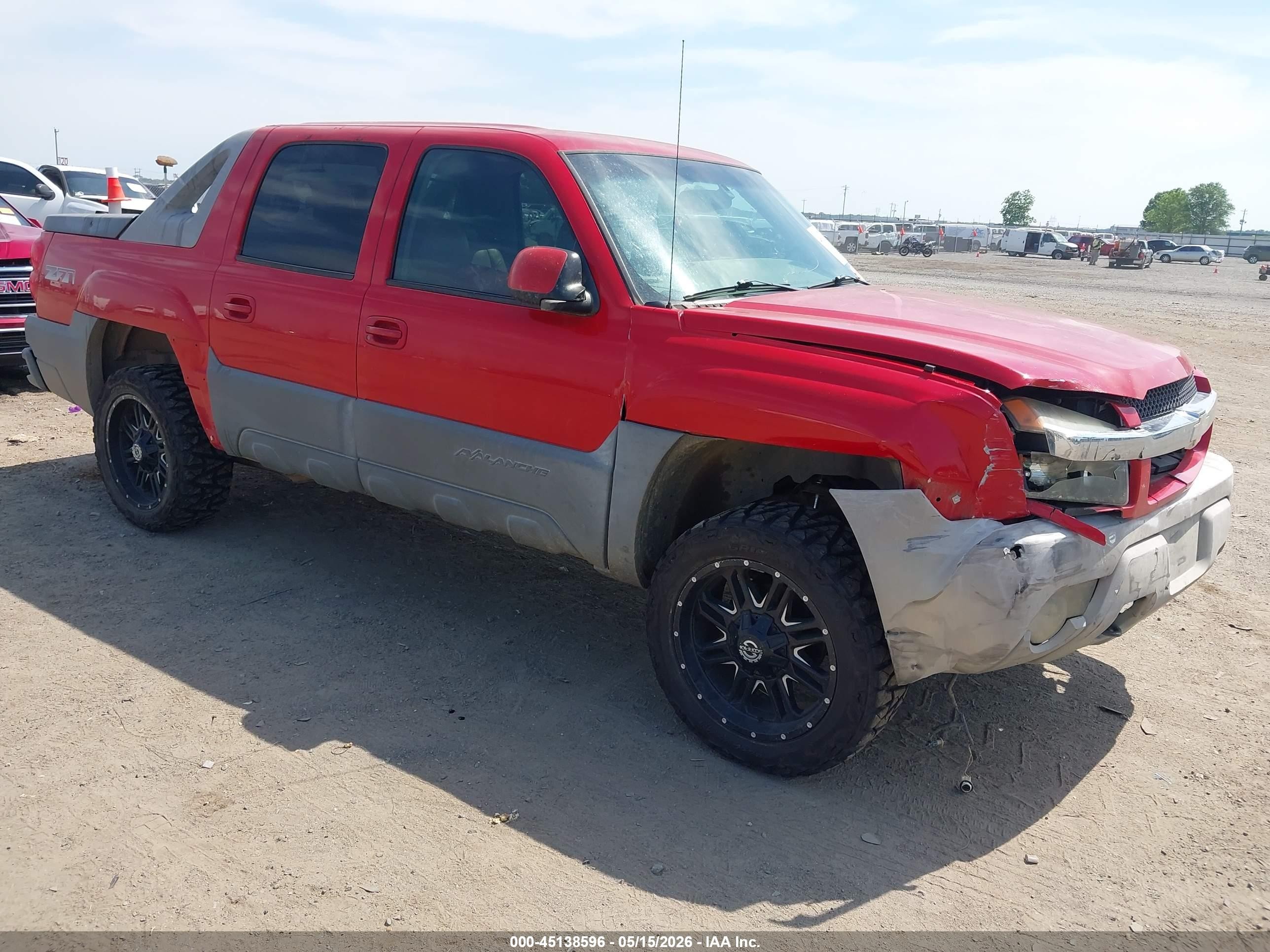2002 Chevrolet Avalanche, VIN 3GNEK13T02G354215 — Front end