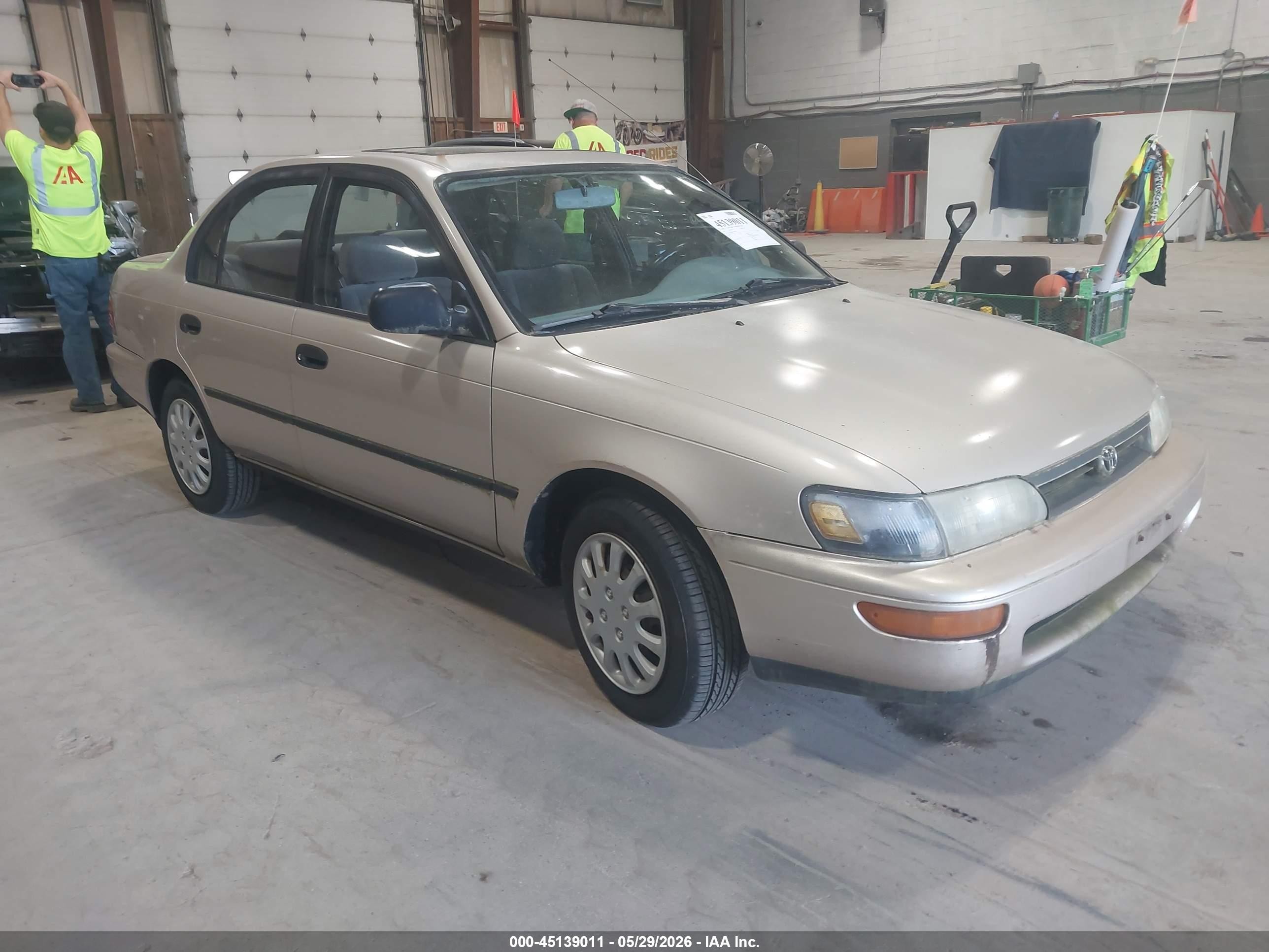 1995 Toyota Corolla DX, VIN 2T1AE09B8SC109440 — Normal wear