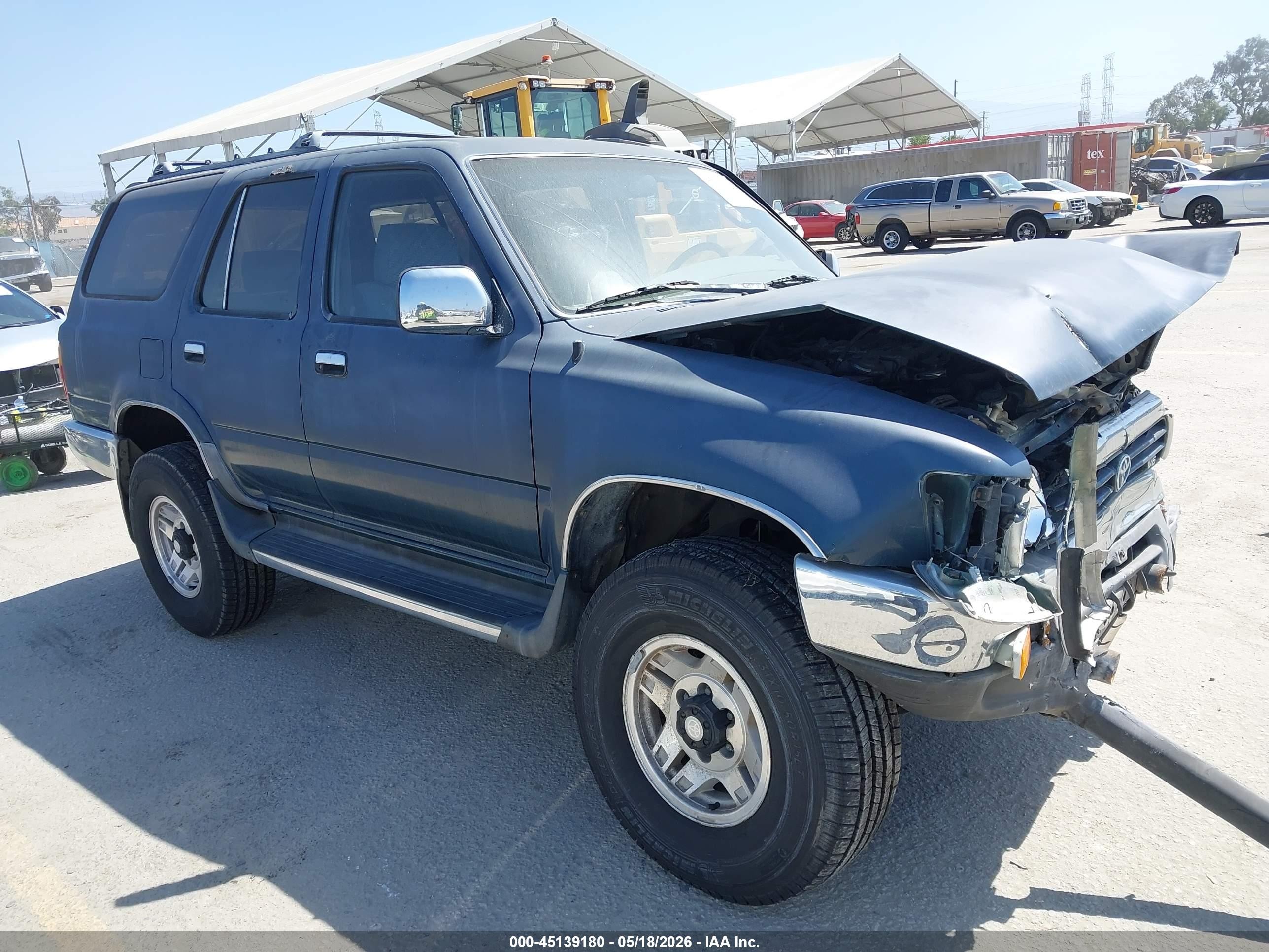 1994 Toyota 4Runner, VIN JT3VN29V0R0023023 — Front end