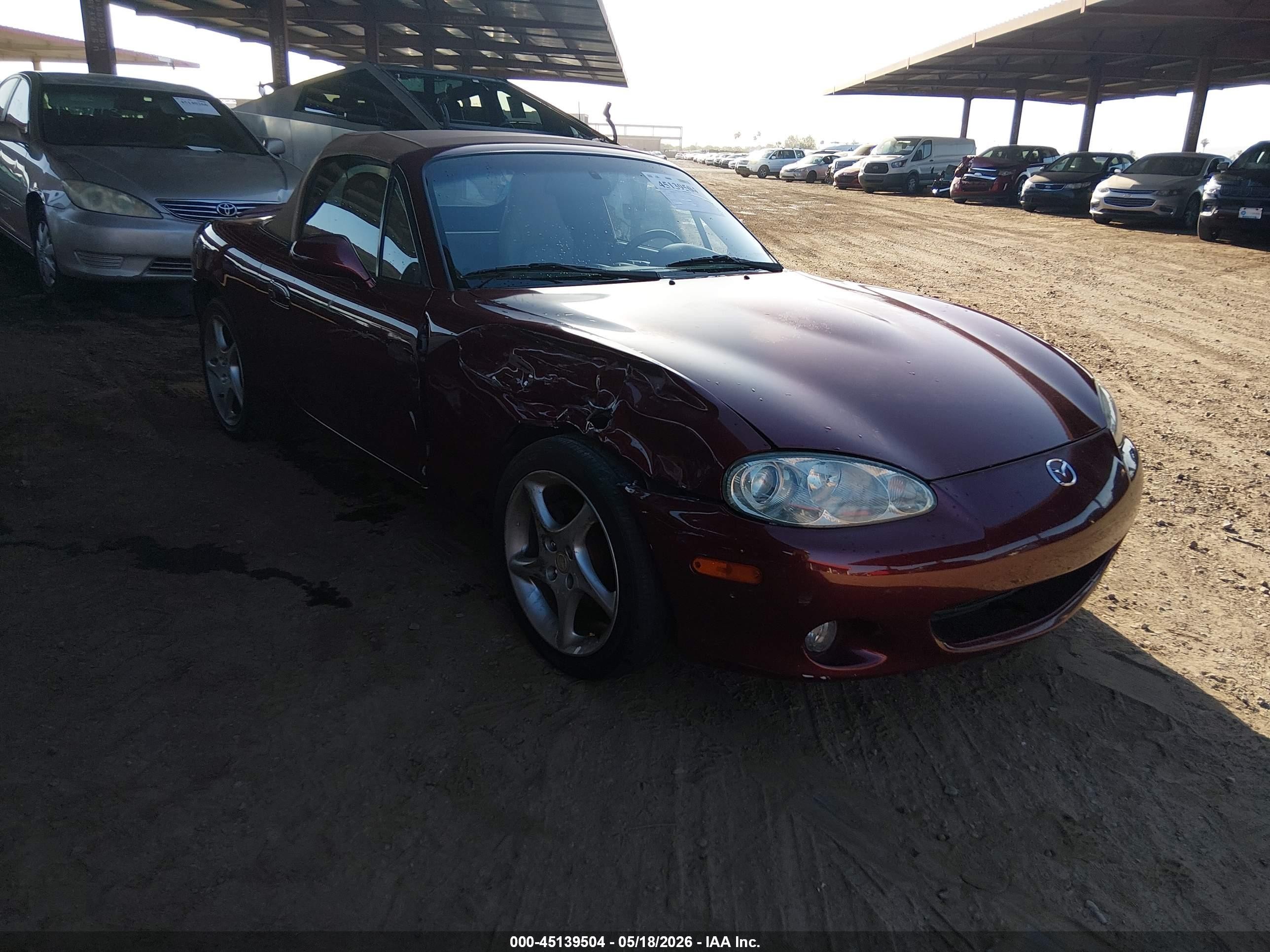 2003 Mazda MX-5 Miata Cloth, VIN JM1NB353230304956 — Front end
