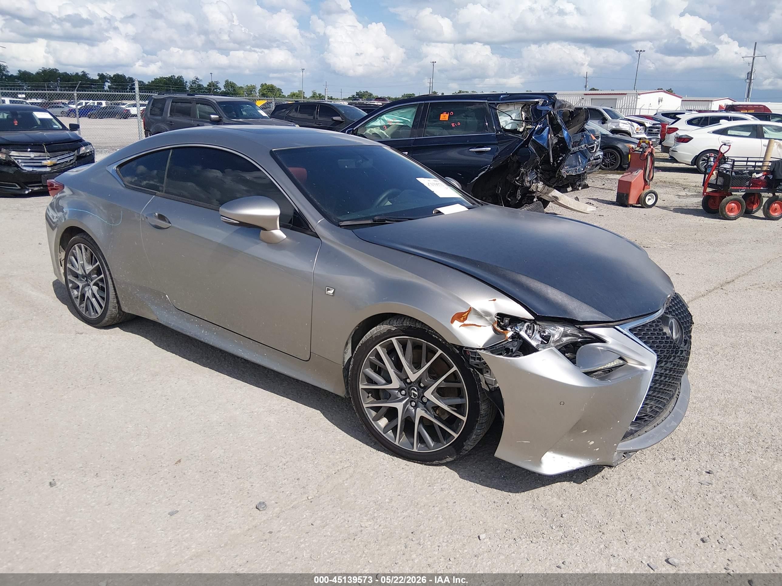 2015 Lexus RC 350 F Sport, VIN JTHHE5BC1F5009938 — Перед