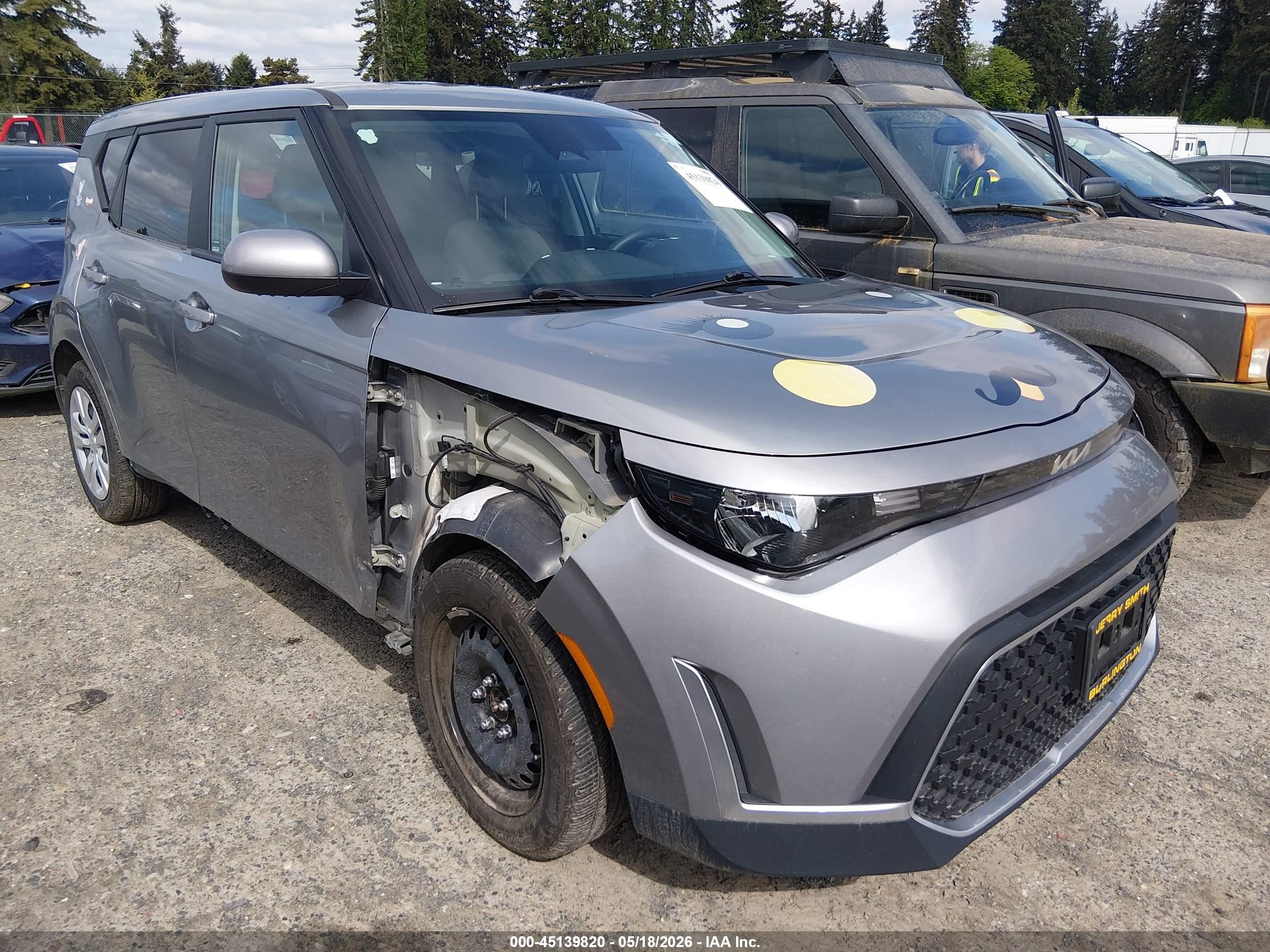 2024 Kia Soul LX, VIN KNDJ23AU9R7917685 — Side