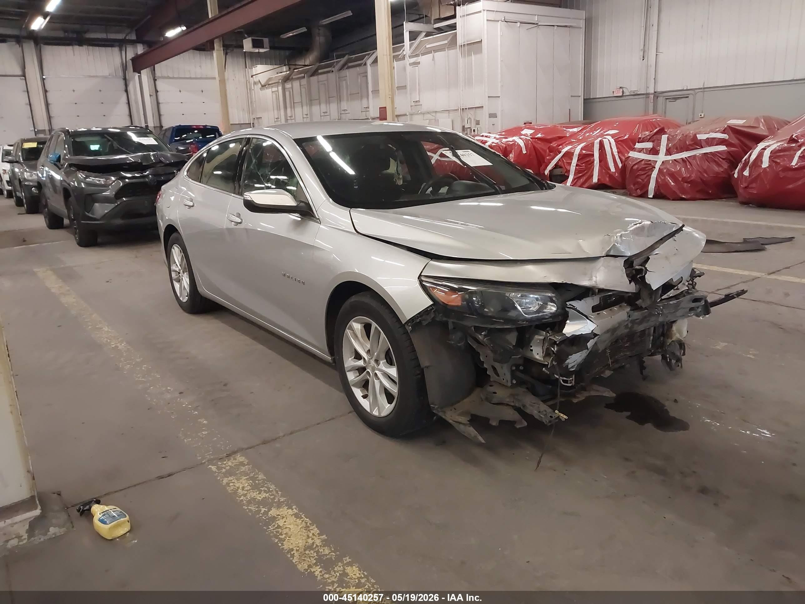2016 Chevrolet Malibu LT, VIN 1G1ZE5ST0GF298823 — Front end