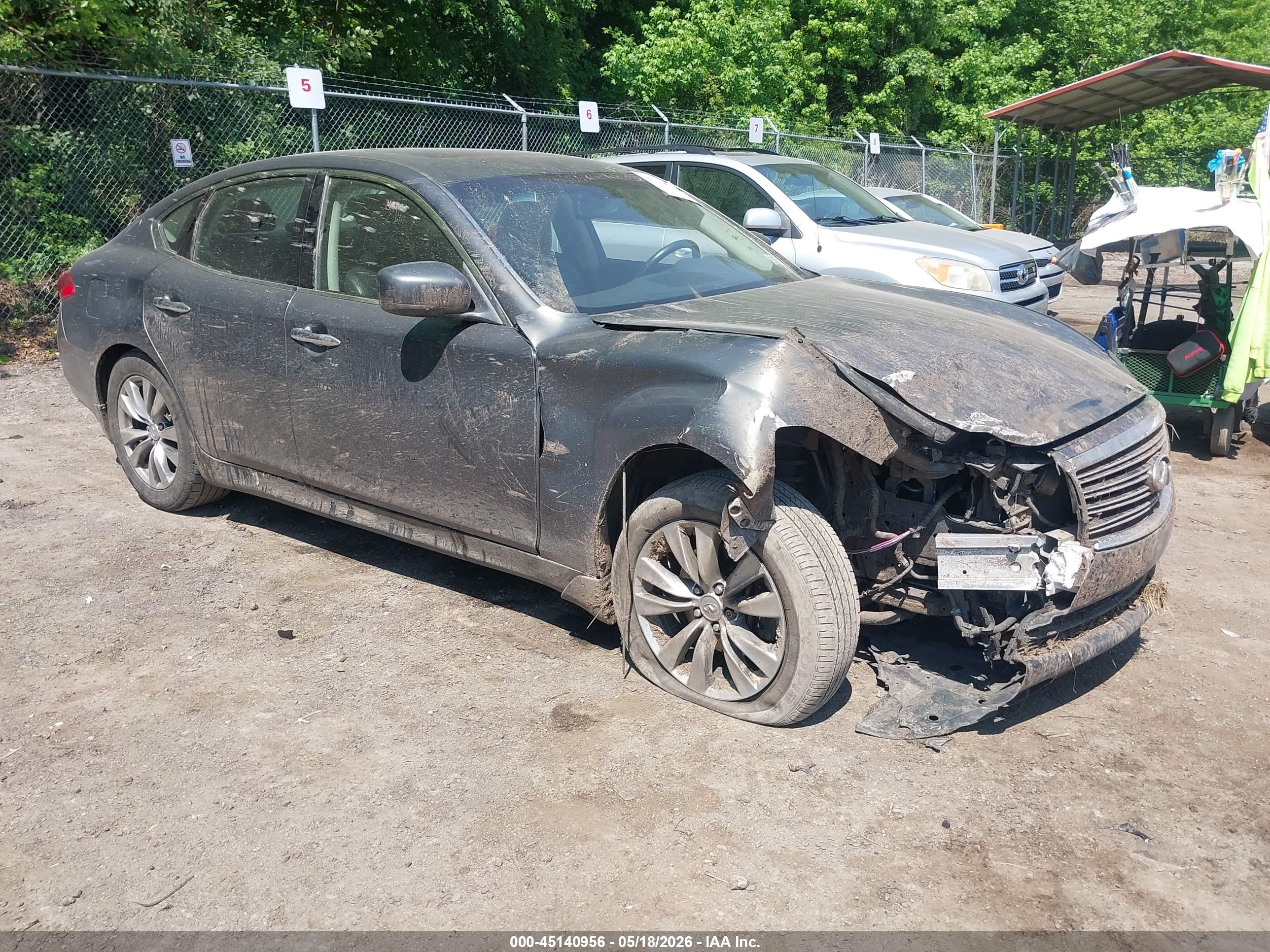2012 Infiniti M, VIN JN1BY1AR5CM393613 — Front end