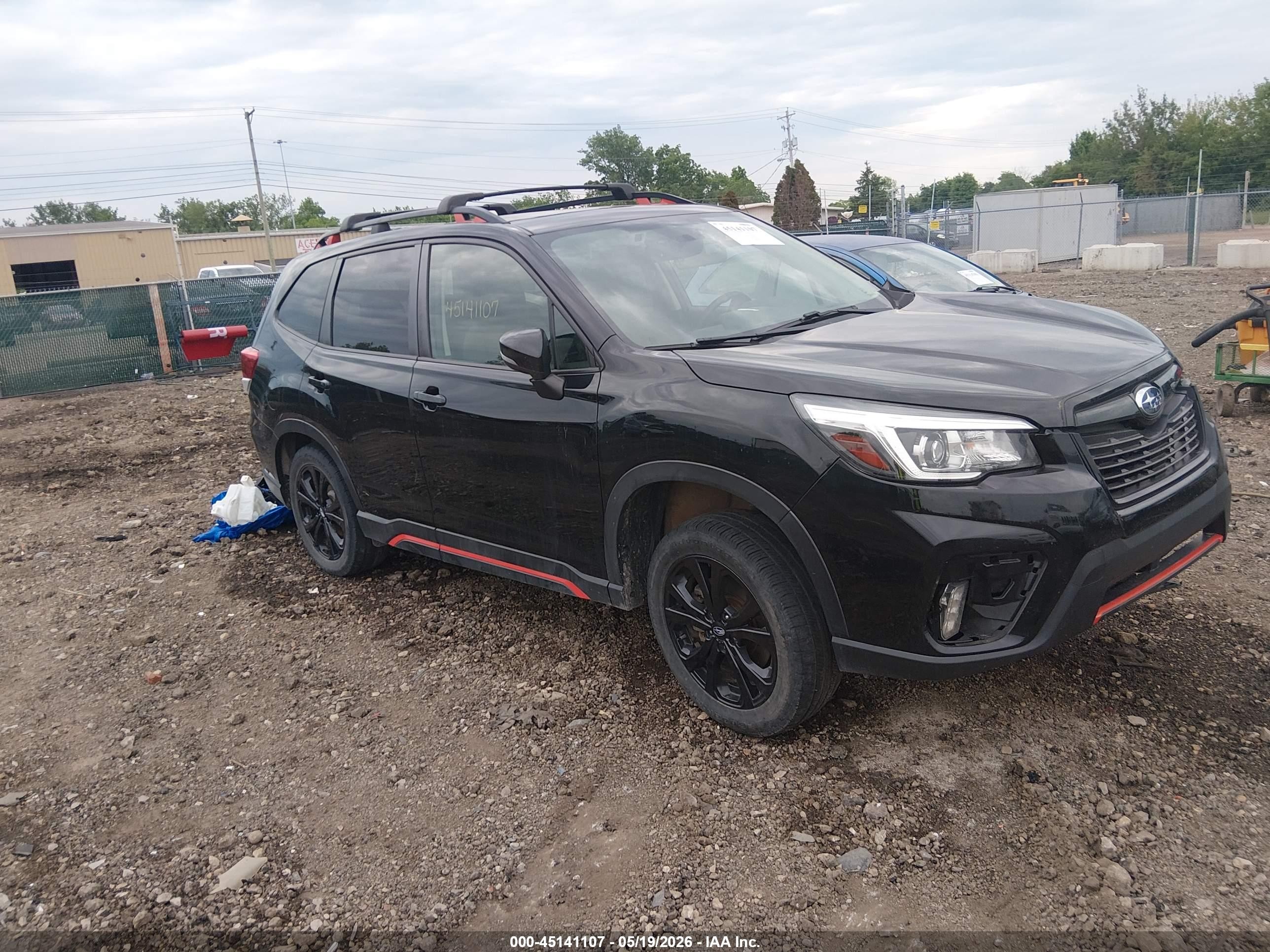 2020 Subaru Forester Special Sports, VIN JF2SKAMC7LH549716 — Front end