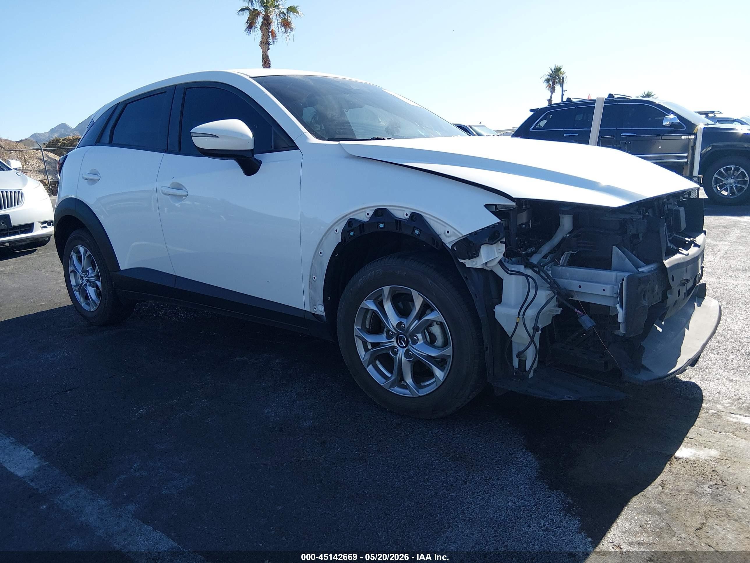 2021 Mazda CX-3 Sport, VIN JM1DKDB74M1516438 — Front end