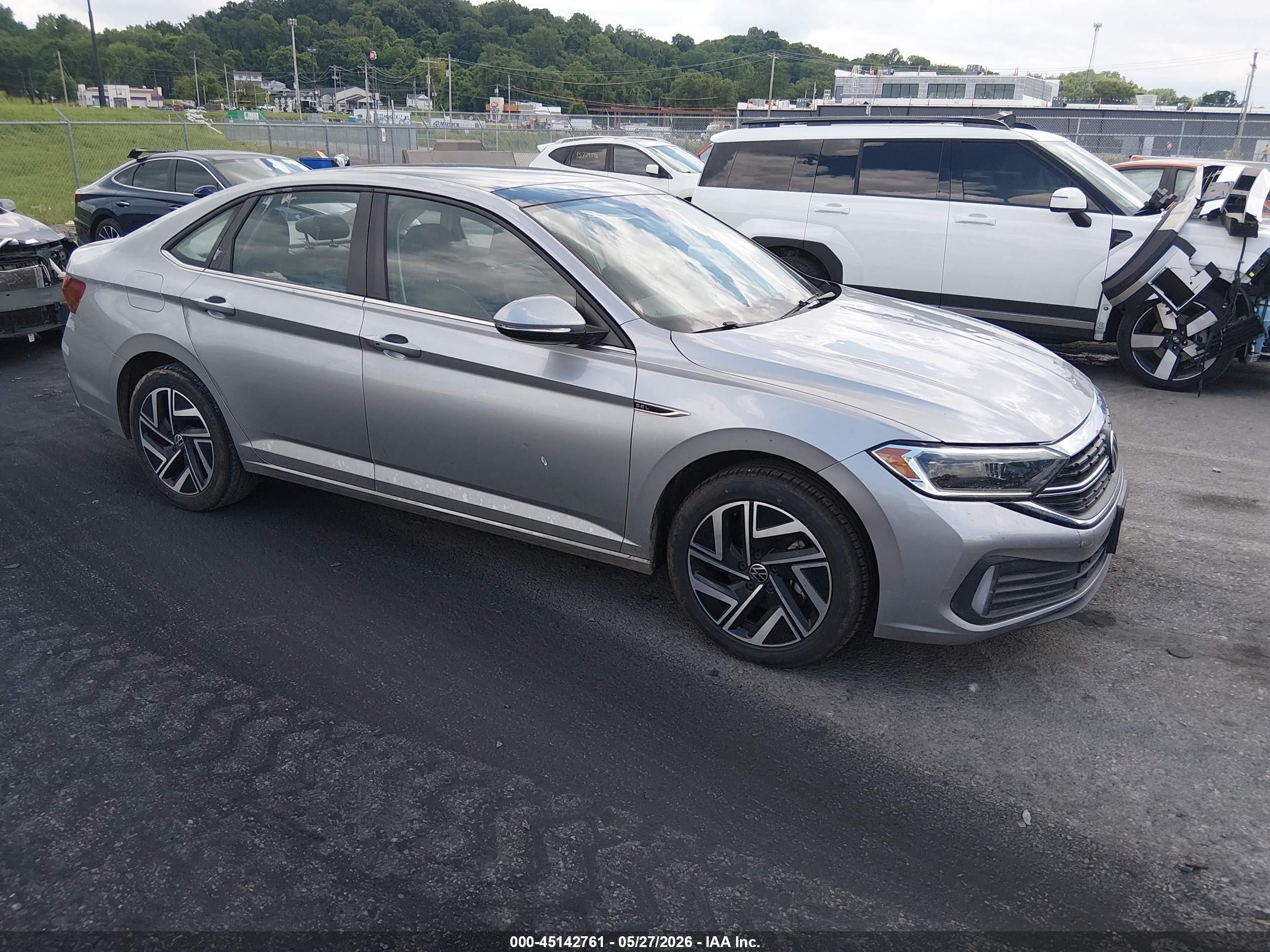 2022 Volkswagen Jetta SEL, VIN 3VWGM7BUXNM023282 — Hail