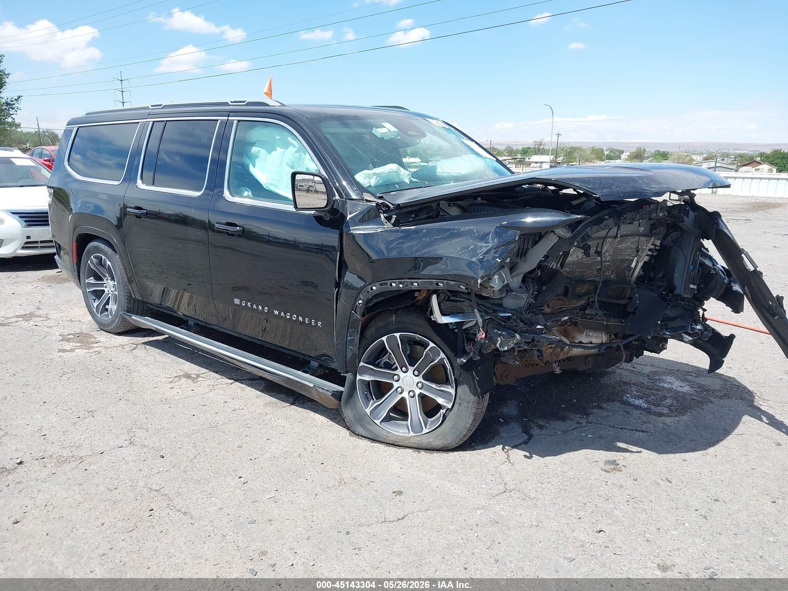 2024 Jeep Grand Wagoneer, VIN 1C4SJSEP6RS110088 — Перед