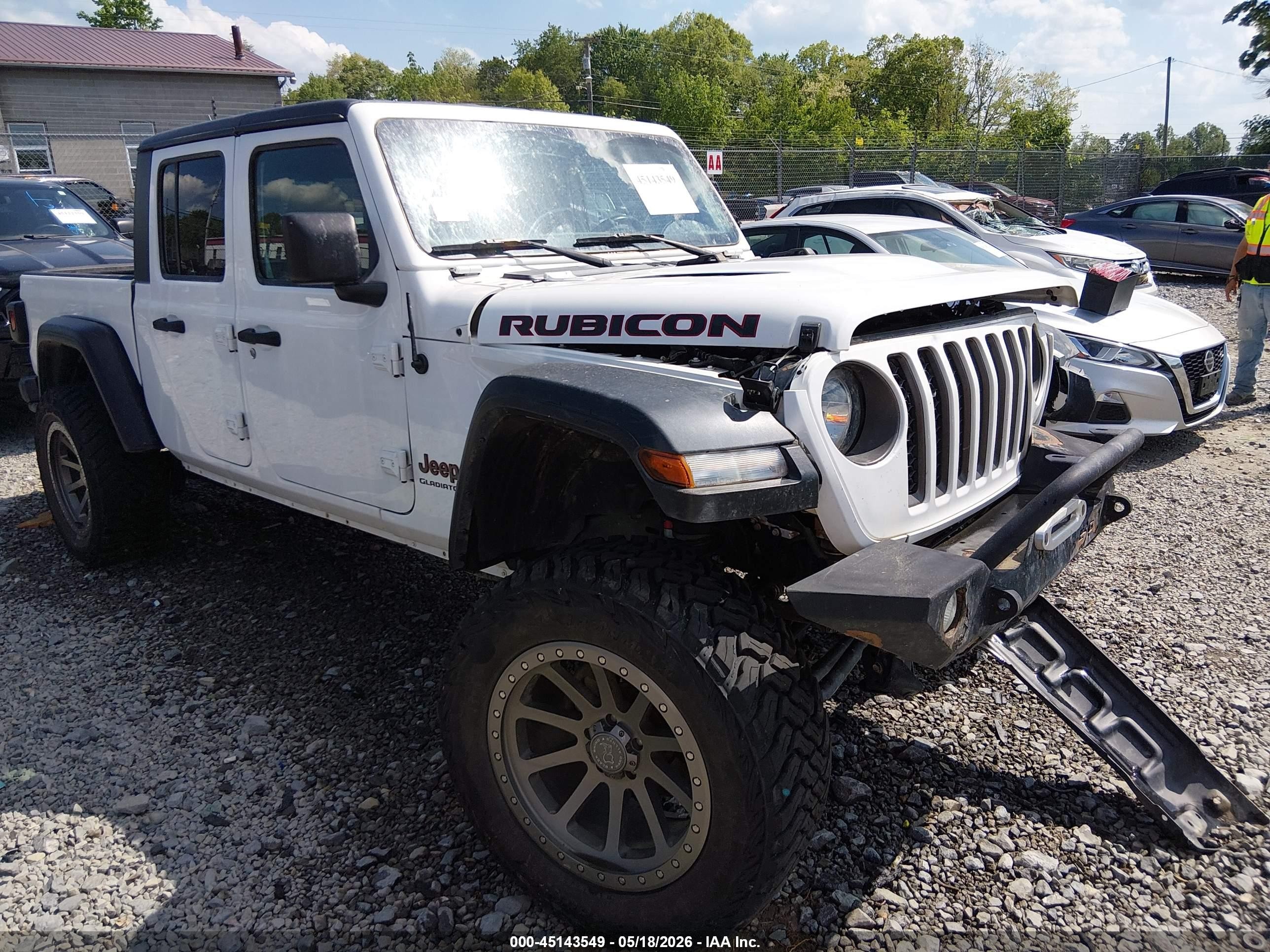 2020 Jeep Gladiator Rubicon, VIN 1C6JJTBG9LL193997 — Front end