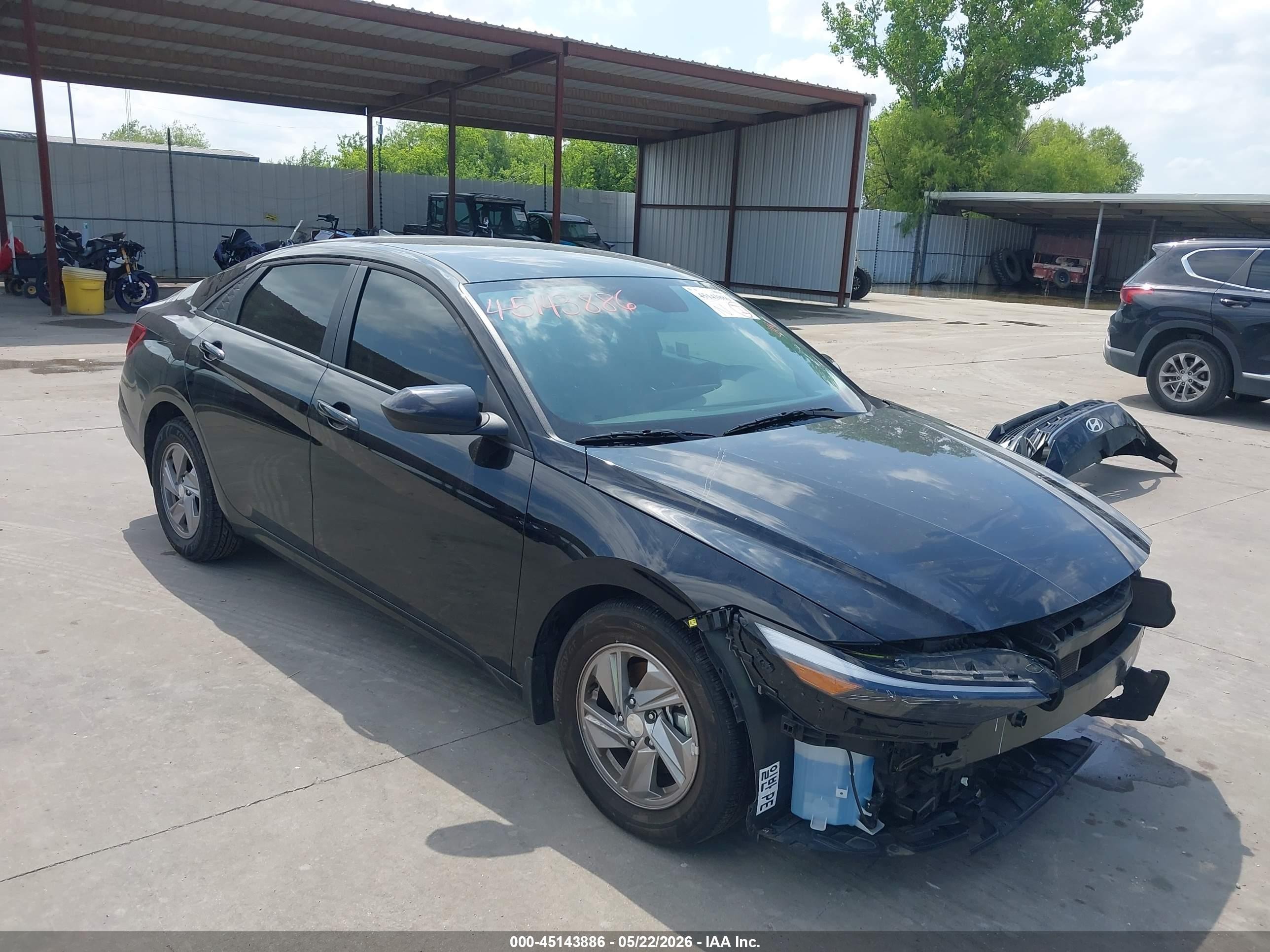 2025 Hyundai Elantra SE, VIN KMHLL4DGXSU061379 — Front end