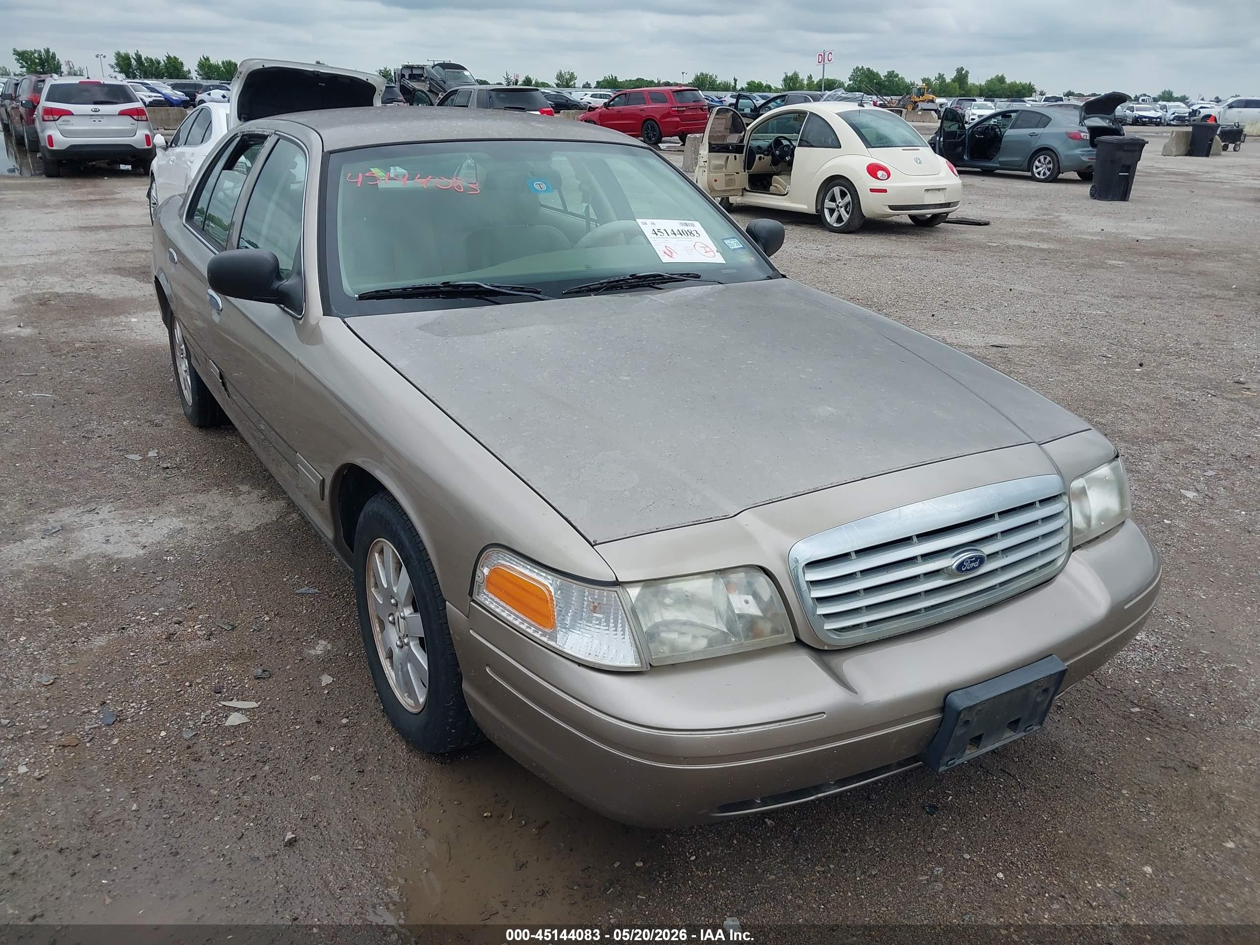 2006 Ford Crown Victoria LX, VIN 2FAFP74W86X132355 — Обычный износ