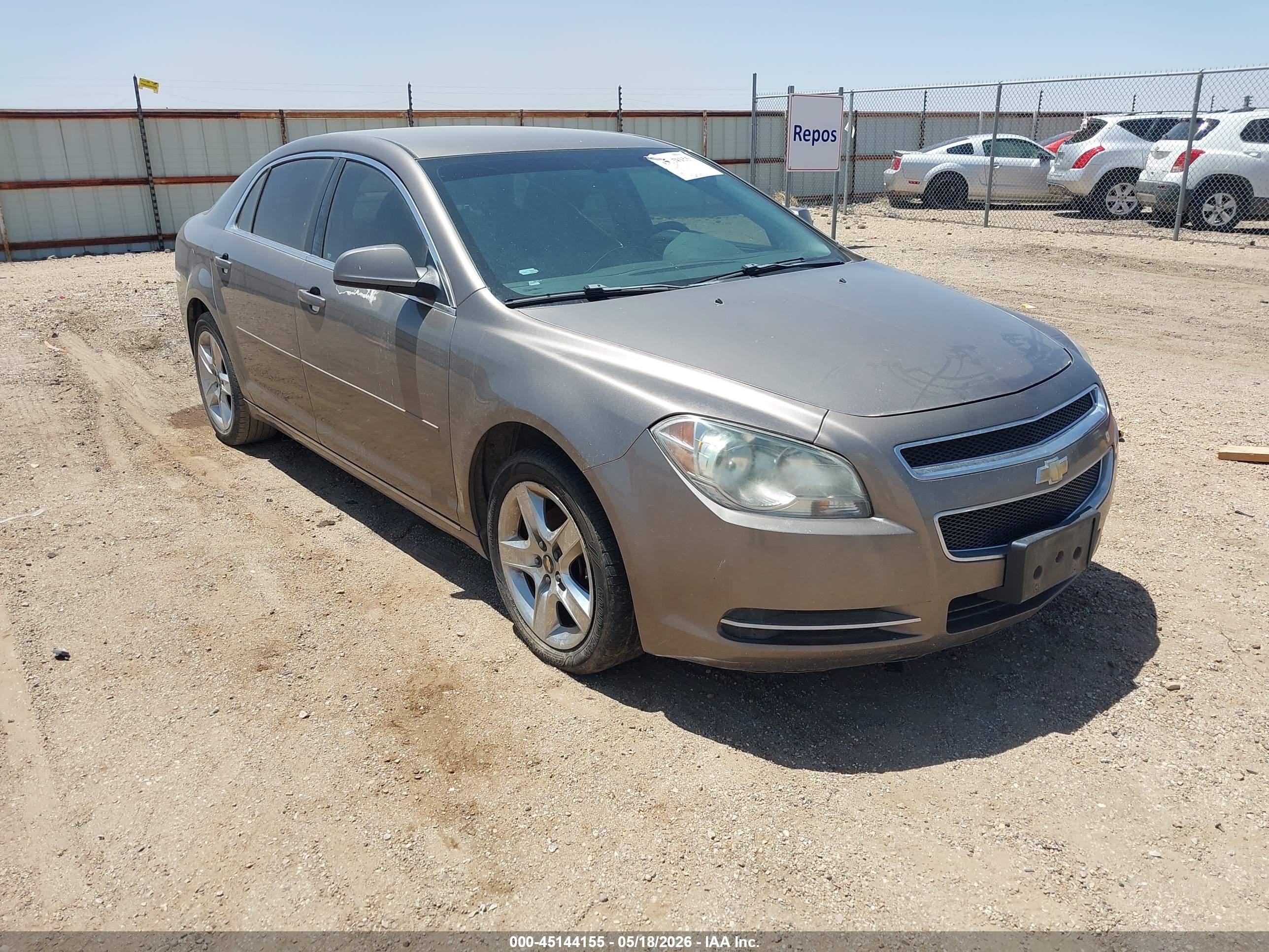 2010 Chevrolet Malibu 1LT, VIN 1G1ZC5E02AF211003 — Normal wear