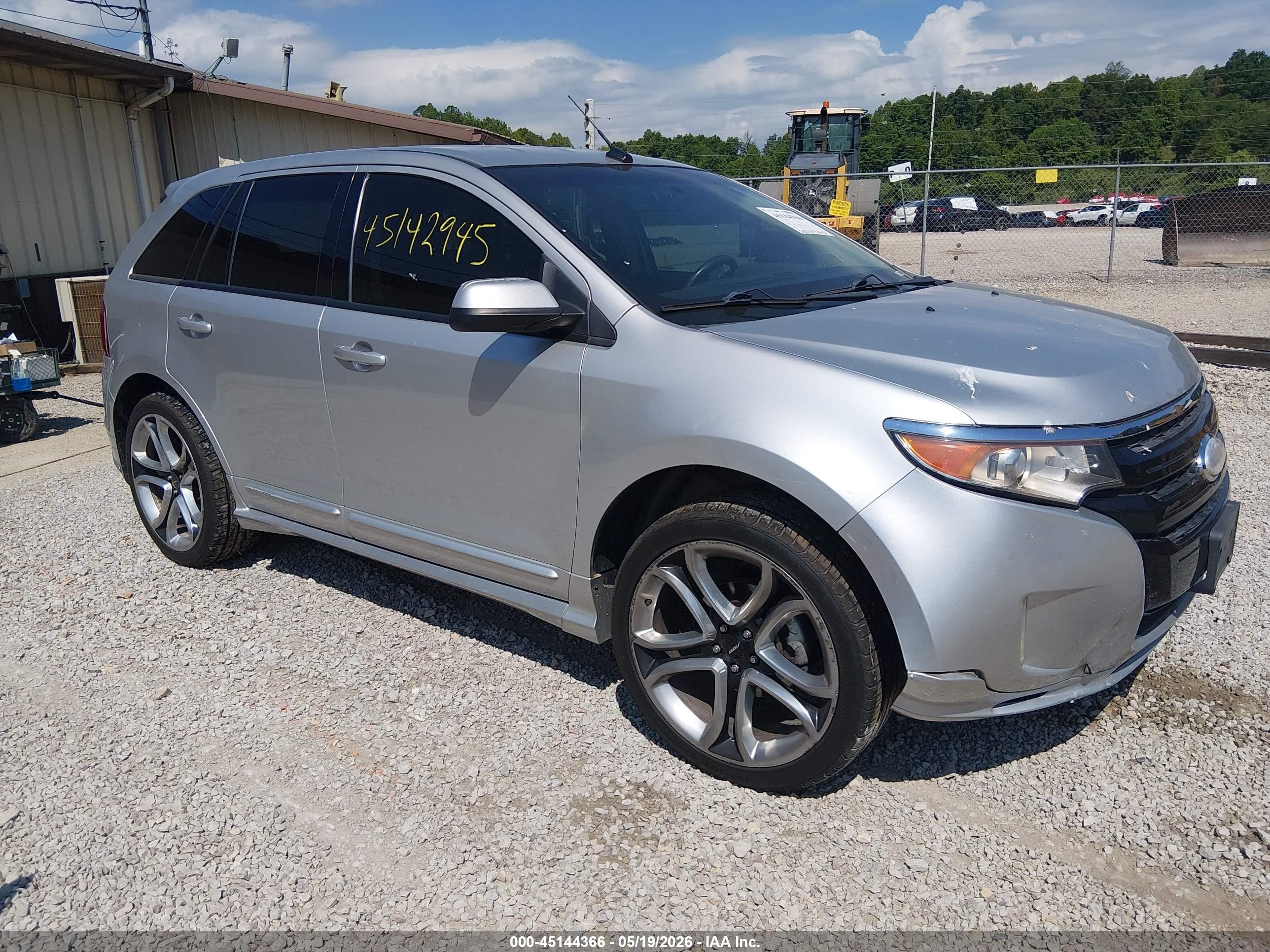 2014 Ford Edge Sport, VIN 2FMDK3AK0EBA30937 — Rear end