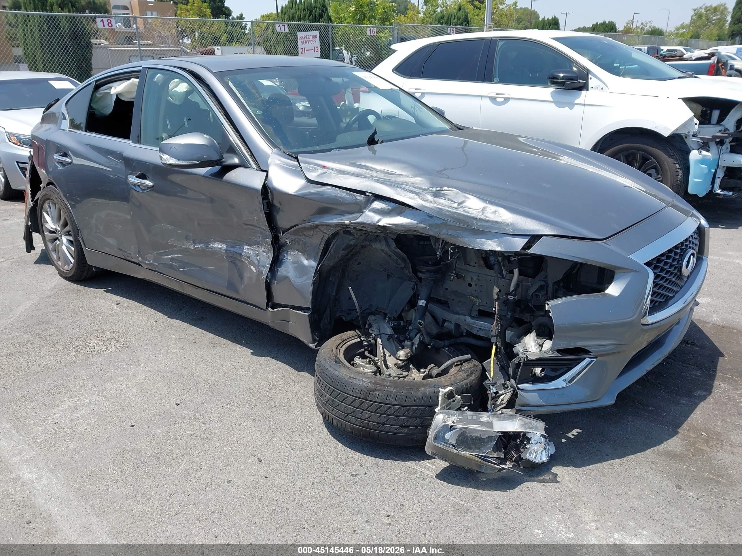 2018 Infiniti Q50 Luxe, VIN JN1EV7APXJM352205 — Side