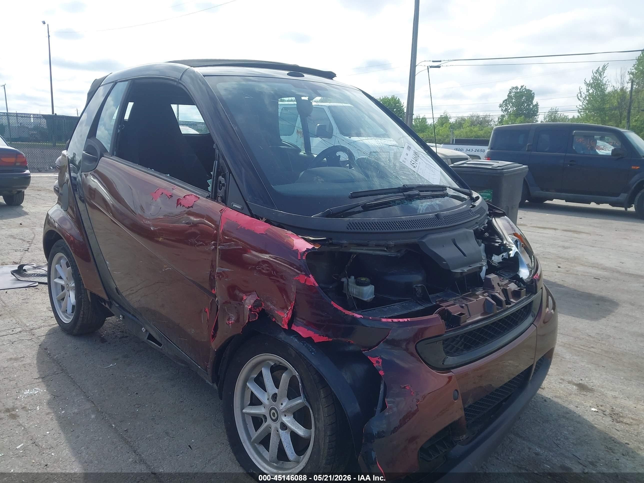 2009 Smart fortwo Passion, VIN WMEEK31X69K257776 — Rollover