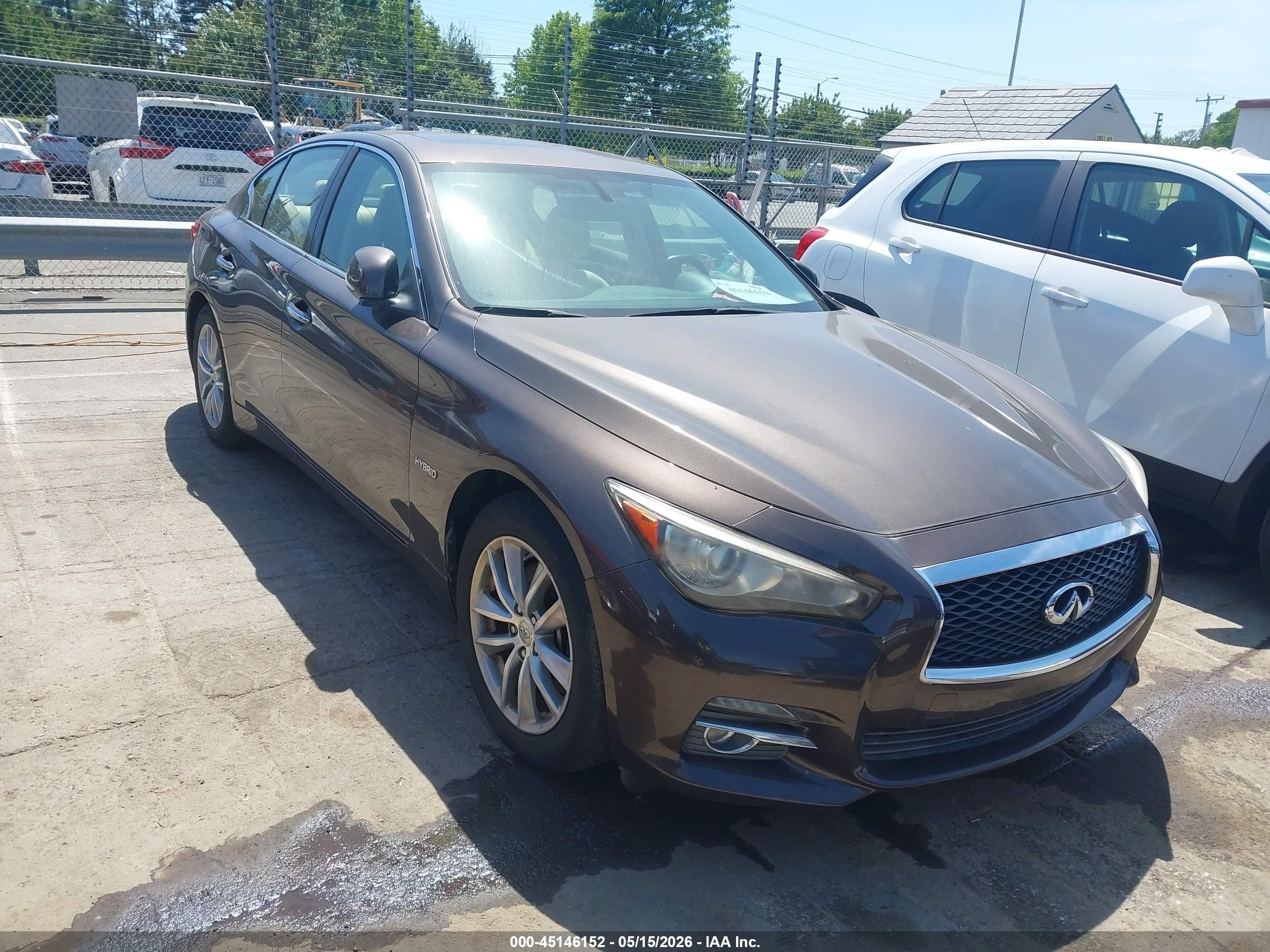 2014 Infiniti Q50 Hybrid Sport, VIN JN1AV7AR4EM701185 — Auction photo