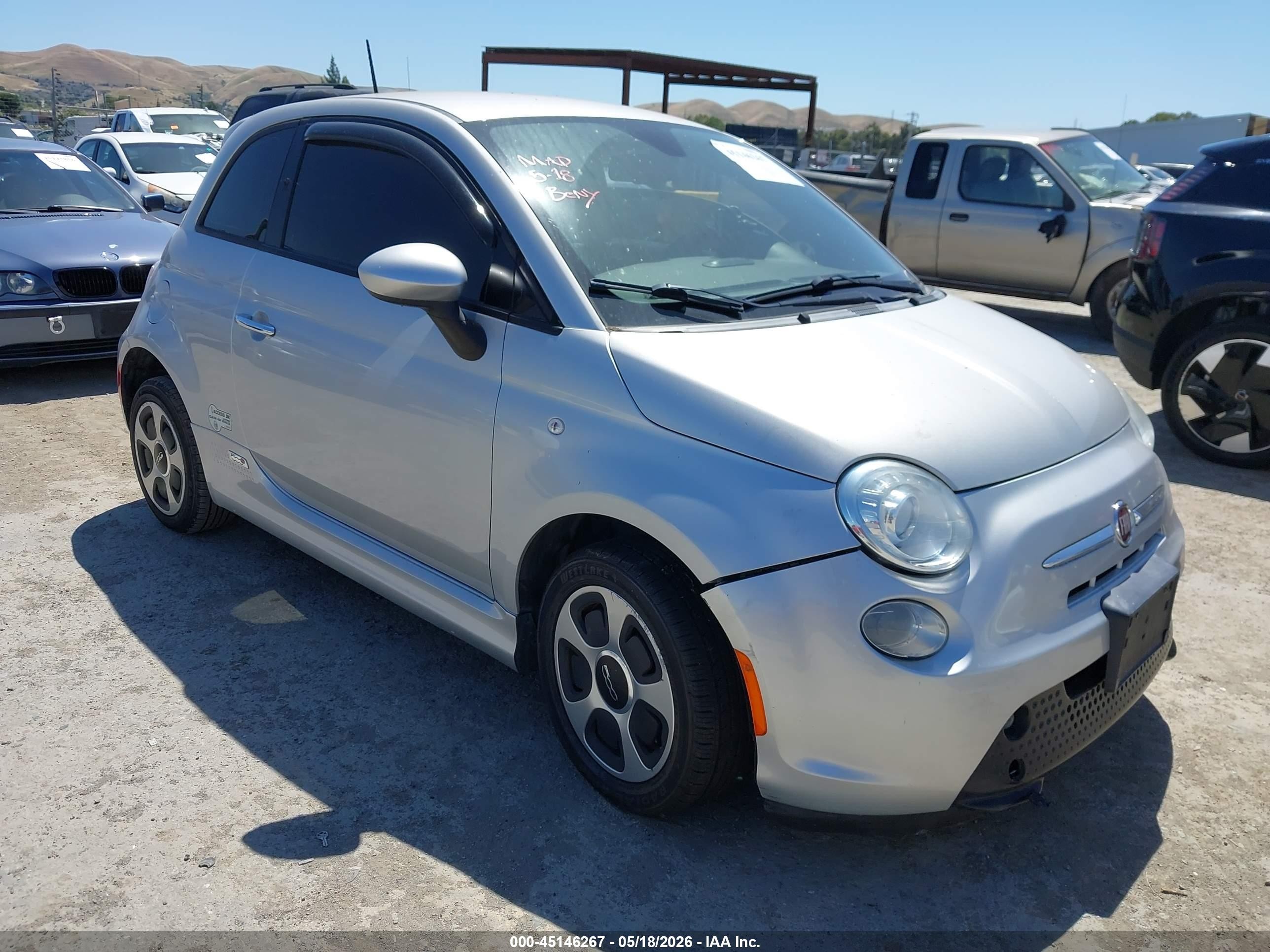 2013 FIAT 500e, VIN 3C3CFFGE3DT753387 — Обычный износ