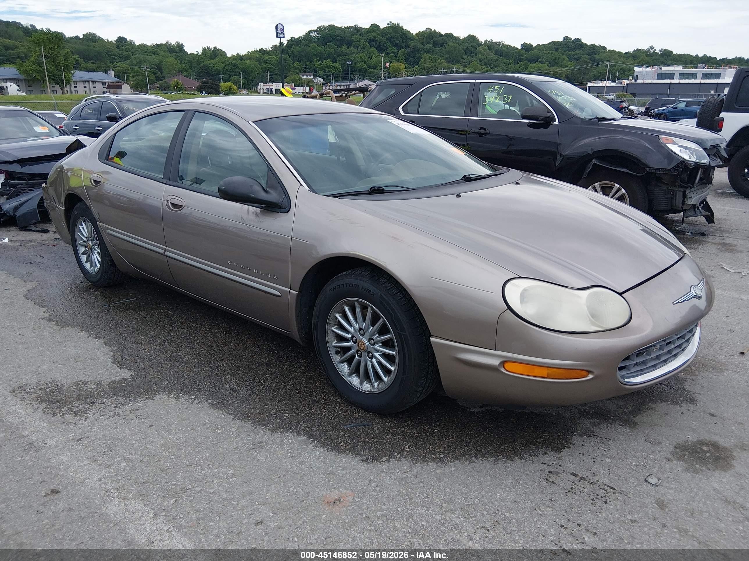2000 Chrysler Concorde LXi, VIN 2C3HD36J3YH169160 — Зад