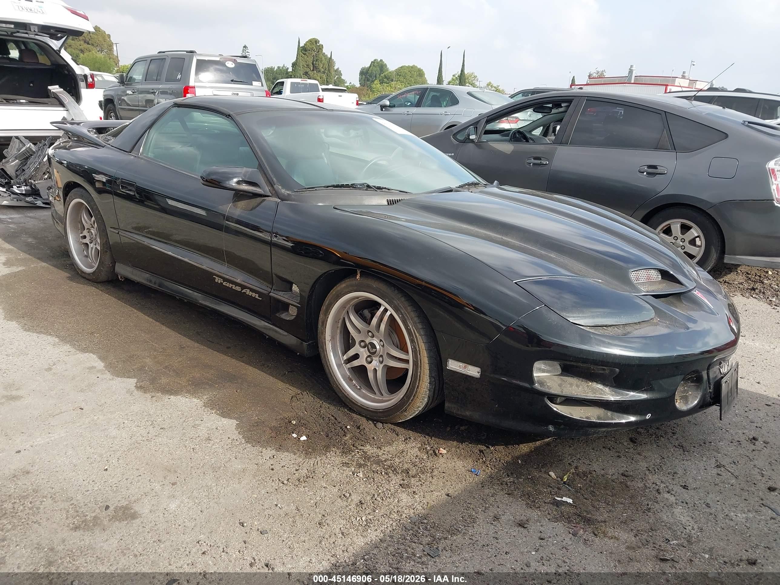 1999 Pontiac Firebird Formula, VIN 2G2FV22G3X2219856 — Normal wear