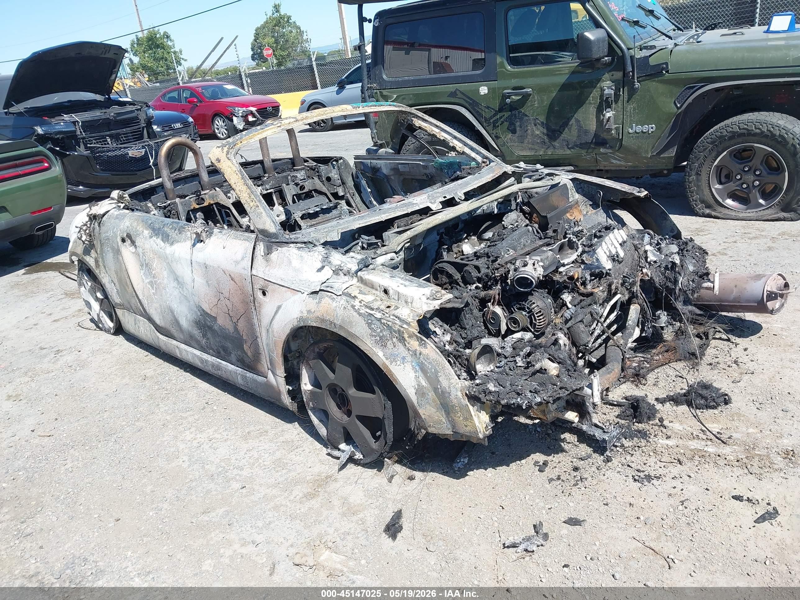 2002 Audi TT, VIN TRUTC28N221005333 — Пожар