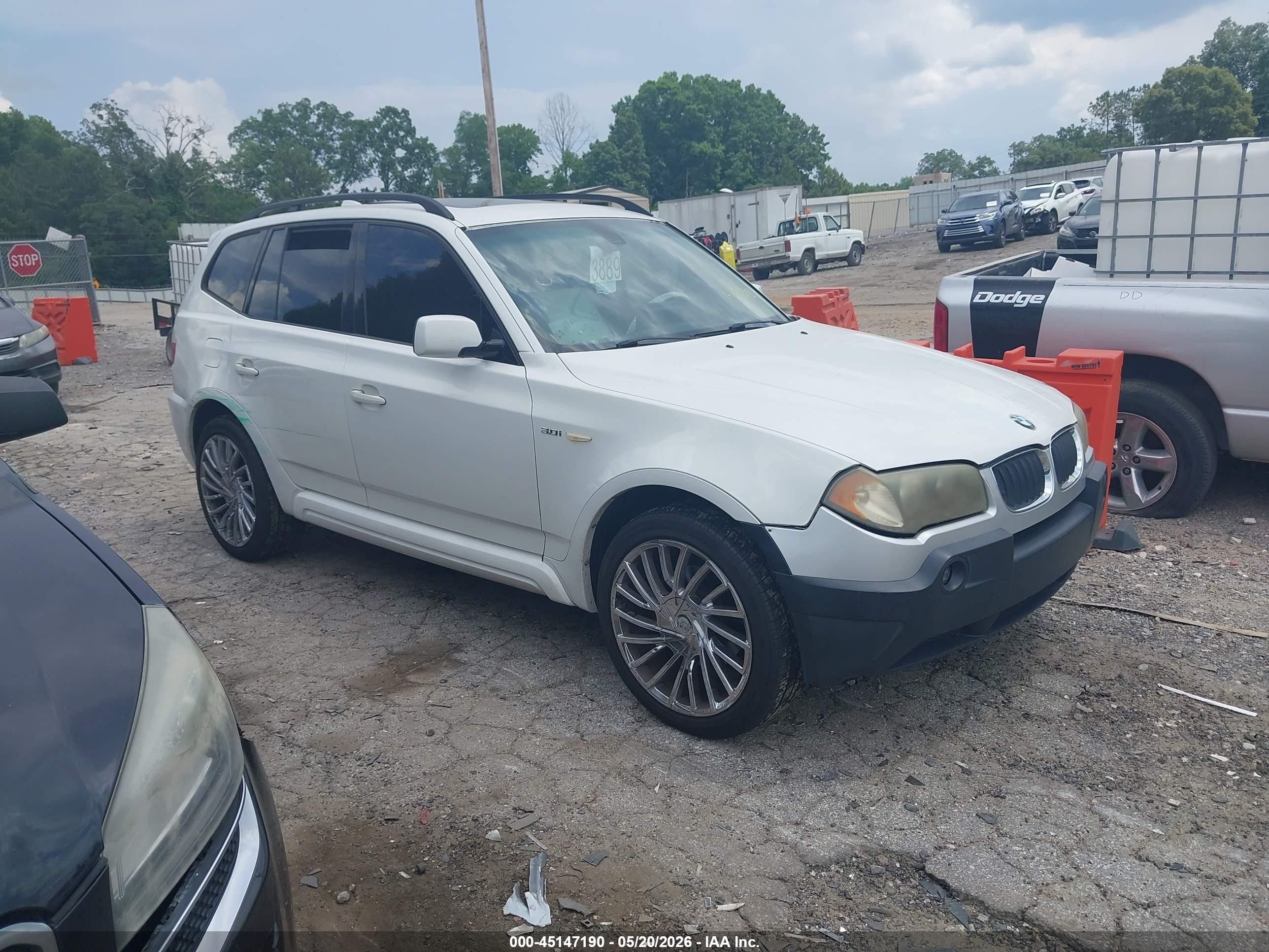 2006 BMW X3 3.0i, VIN WBXPA93456WG88698 — Перед