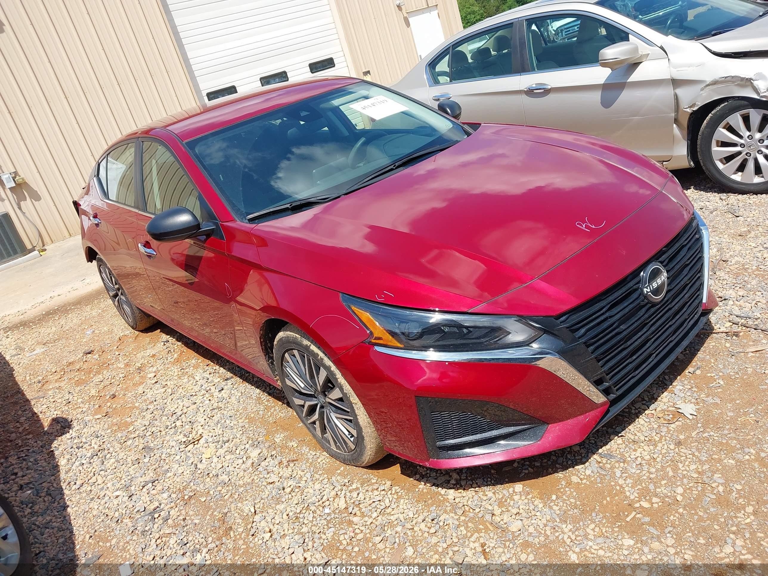 2025 Nissan Altima SV, VIN 1N4BL4DV1SN305323 — Зад