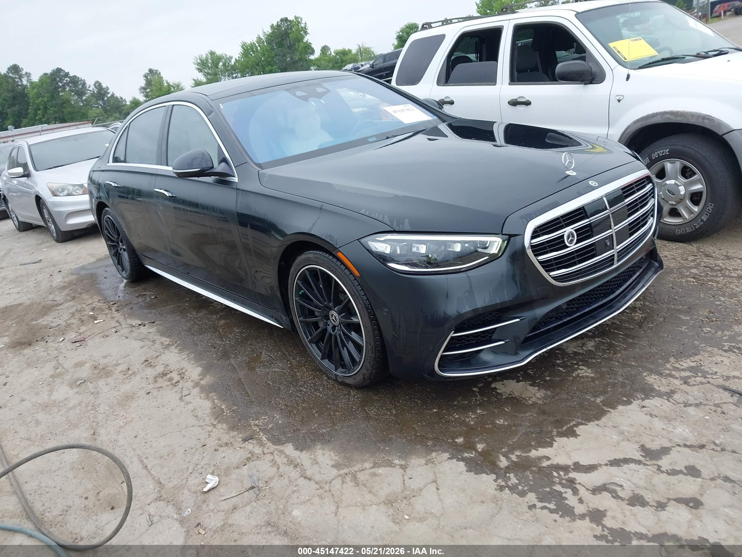 2022 Mercedes-Benz S 580, VIN W1K6G7GB7NA133111 — Vandalism