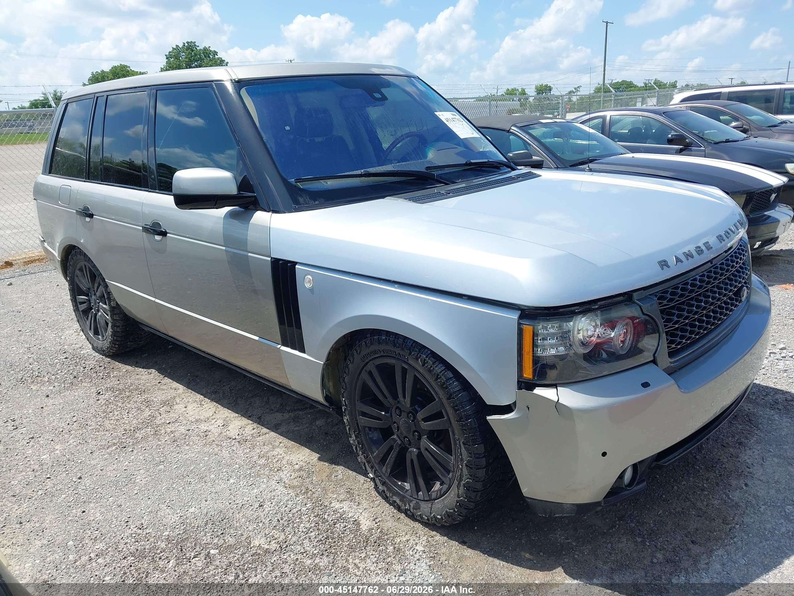 2010 Land Rover Range Rover HSE Lux, VIN SALMF1D43AA323630 — Normal wear
