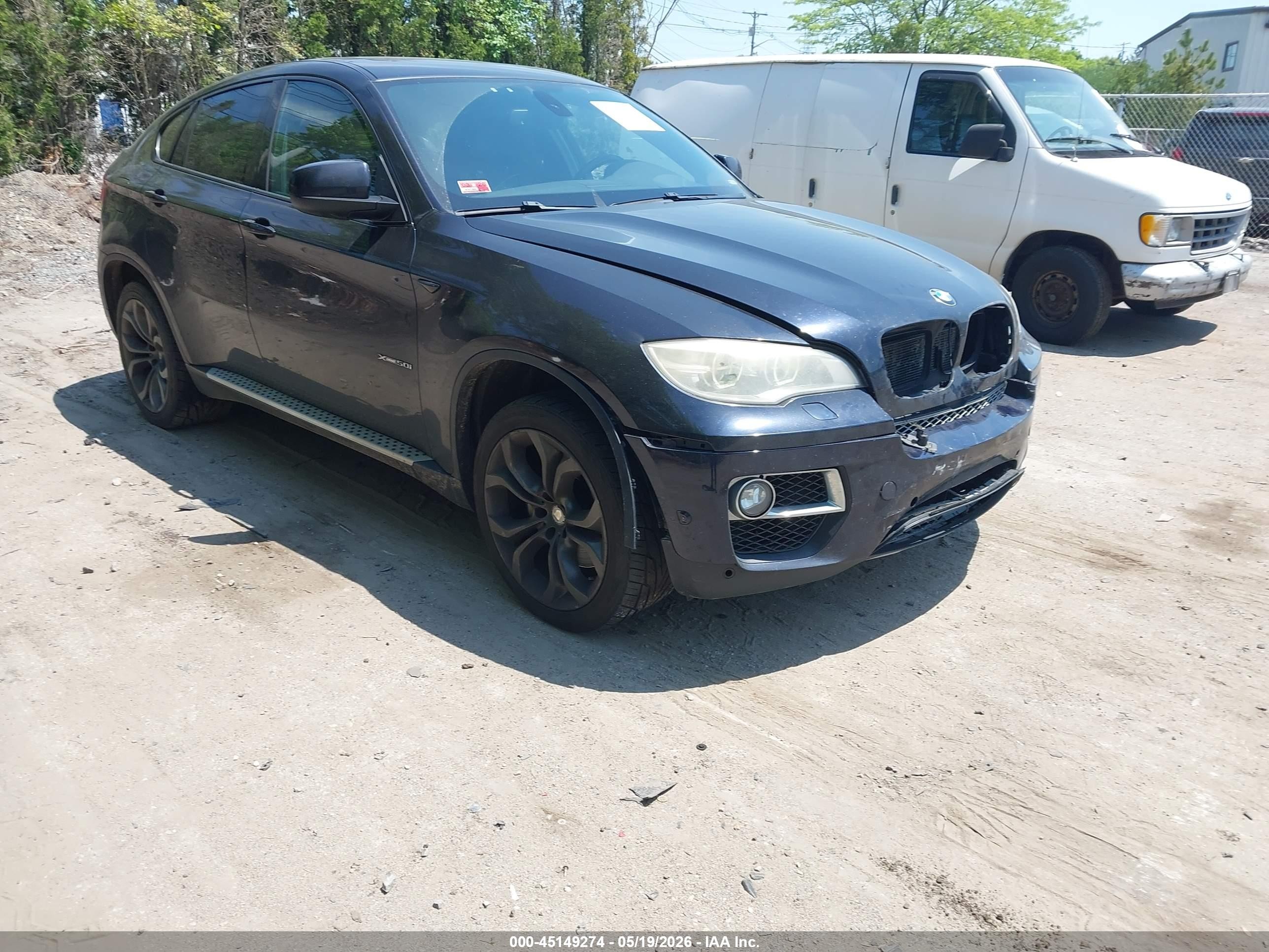 2013 BMW X6 xDrive50i, VIN 5UXFG8C55DL591327 — Front end