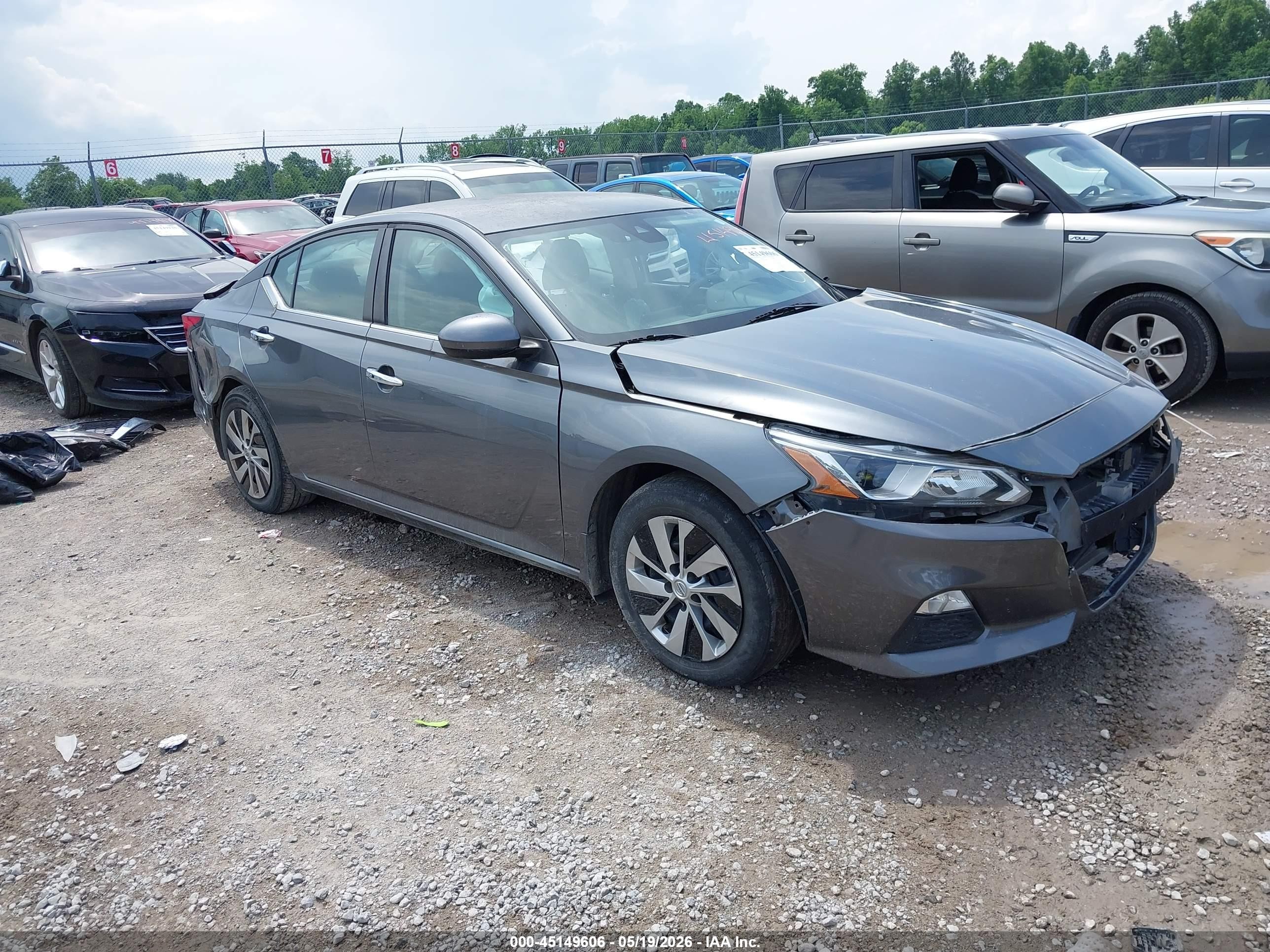 2021 Nissan Altima S, VIN 1N4BL4BVXMN384464 — Side