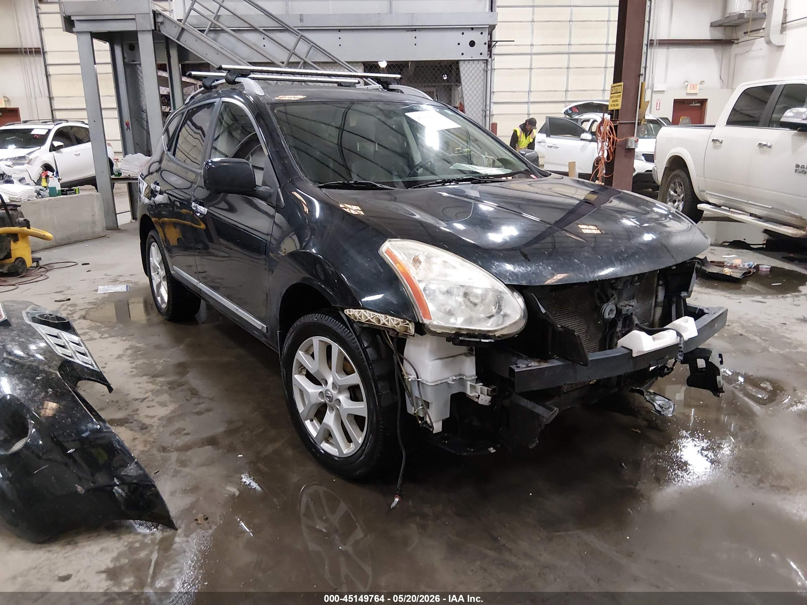 2012 Nissan Rogue SV, VIN JN8AS5MV7CW363094 — Front end