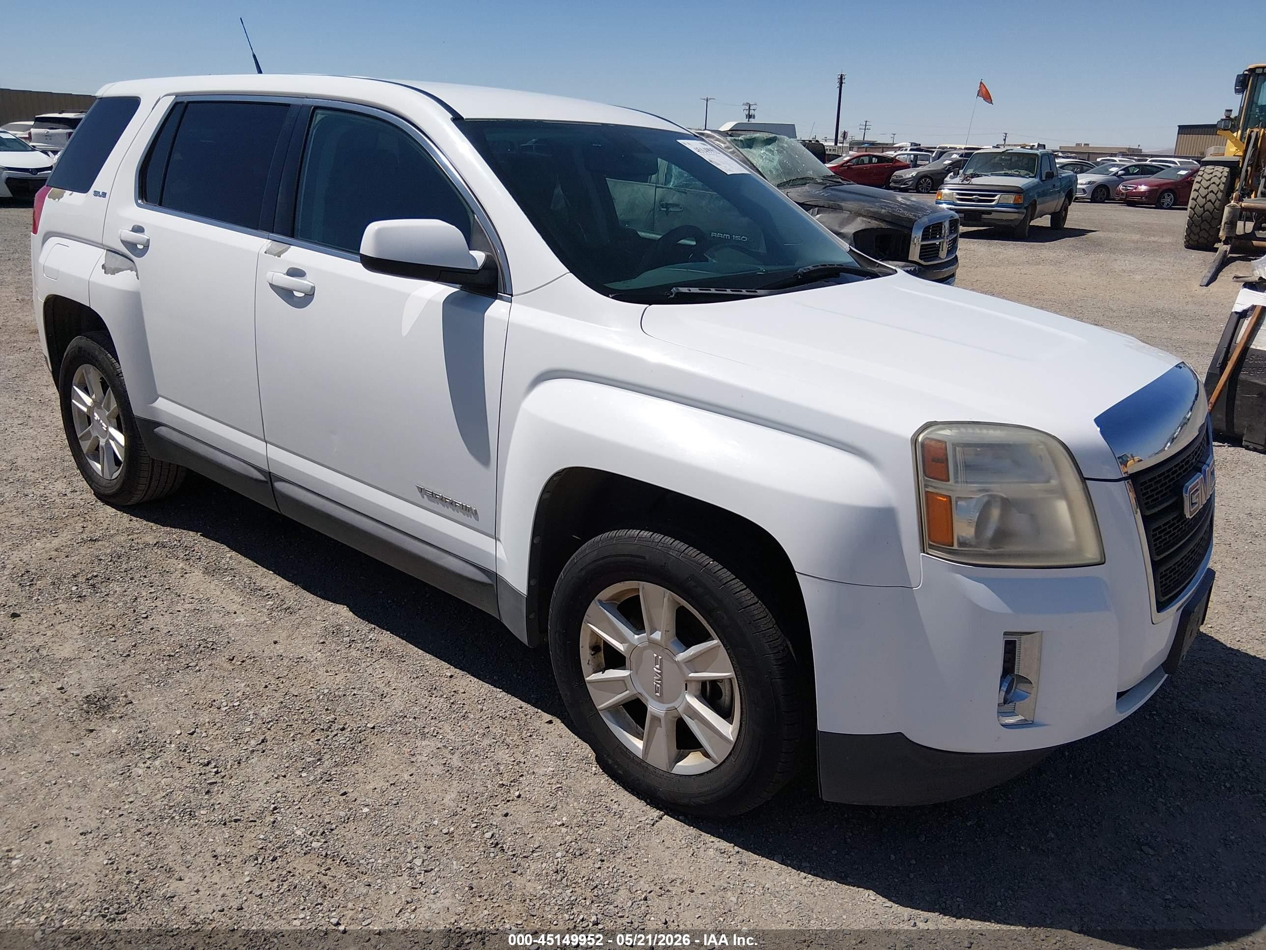 2011 GMC Terrain SLE-1, VIN 2CTALMEC6B6435366 — Normal wear