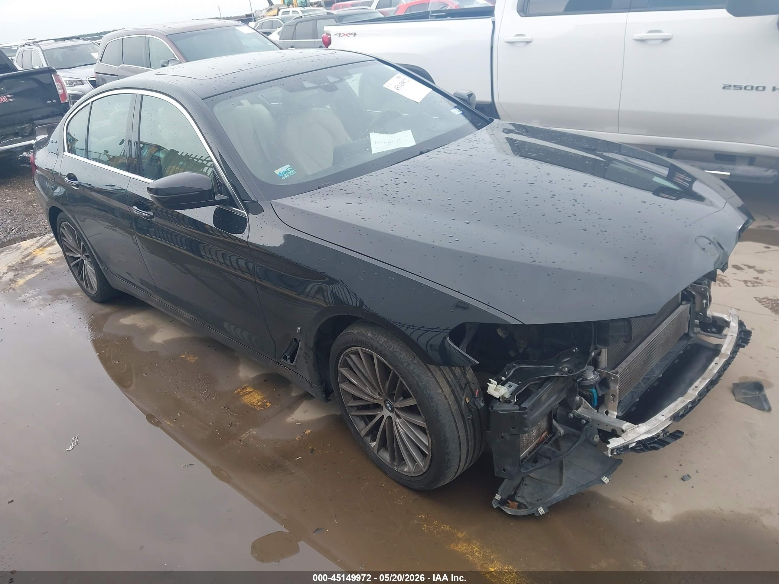 2018 BMW 5 Series 530e, VIN WBAJA9C53JB251613 — Front end