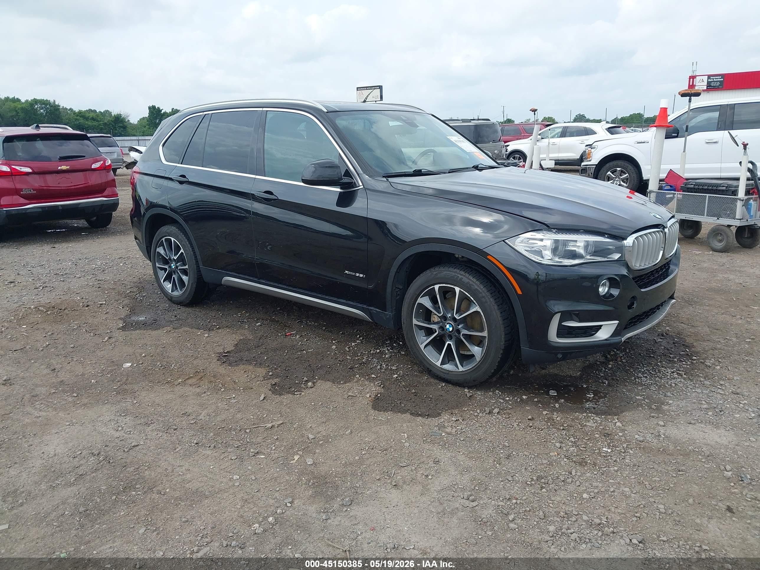 2018 BMW X5 xDrive35i, VIN 5UXKR0C54J0Y00273 — Side