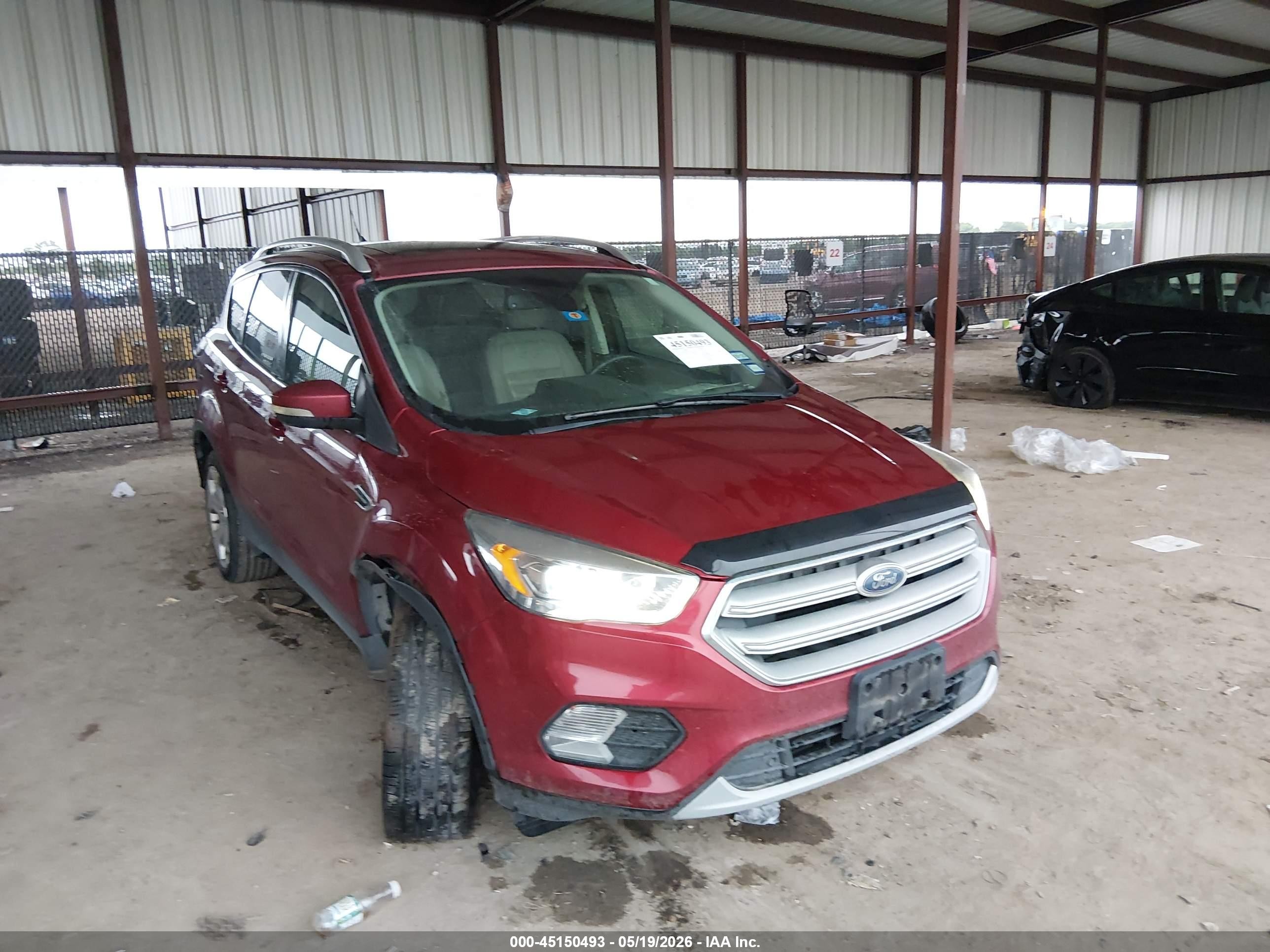 2018 Ford Escape Titanium, VIN 1FMCU0J99JUD54748 — Front end